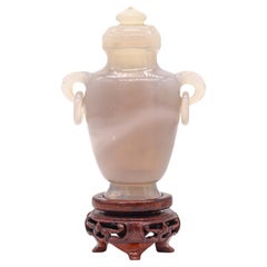 QING DINASTY 1900 Little Amphora Vase With Lid Carved In Blue Lace Agathe