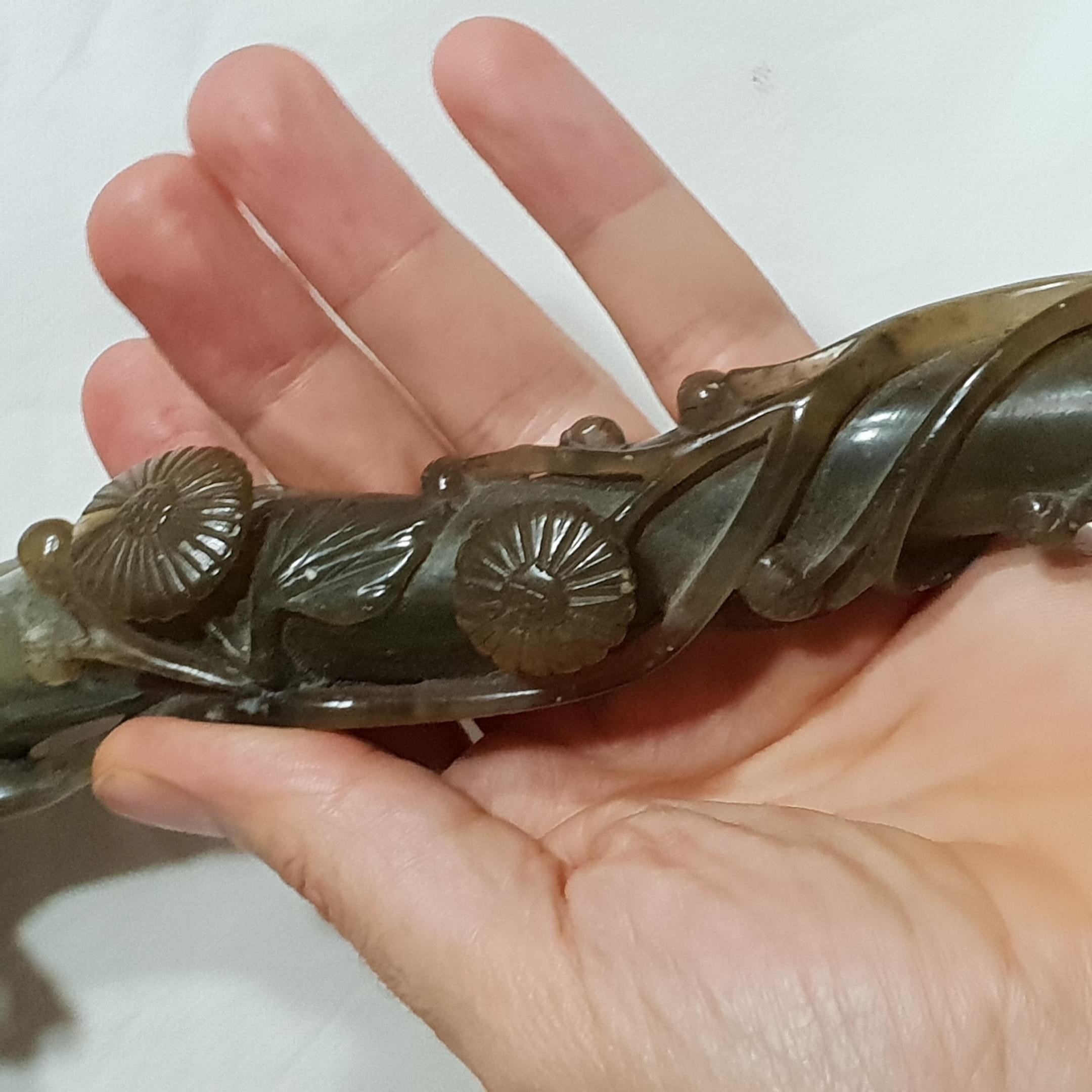 Qing Dynasty Chinese Green Jade Ruyi Scepter, 1900s For Sale 11
