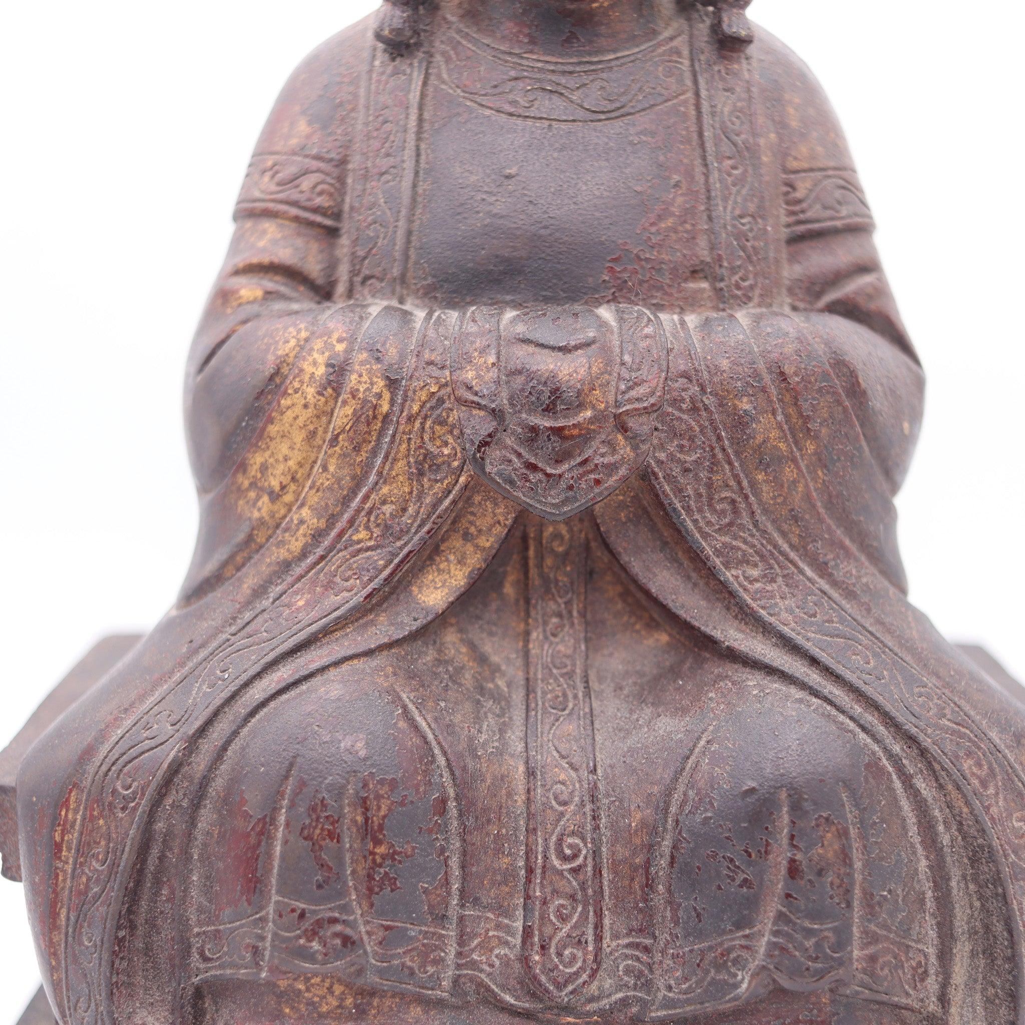 Qing DINASTIA QING 1880 Mazu Quan-Yin seduto in trono in bronzo dorato massiccio in vendita