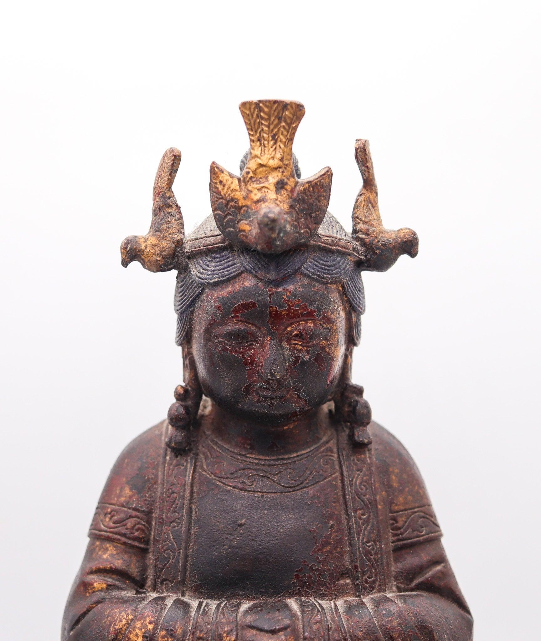 Cinese DINASTIA QING 1880 Mazu Quan-Yin seduto in trono in bronzo dorato massiccio in vendita