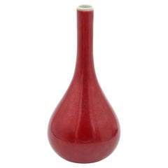 DINASTIA QING XIX secolo Vaso antico cinese in porcellana rossa smaltata a scanalature