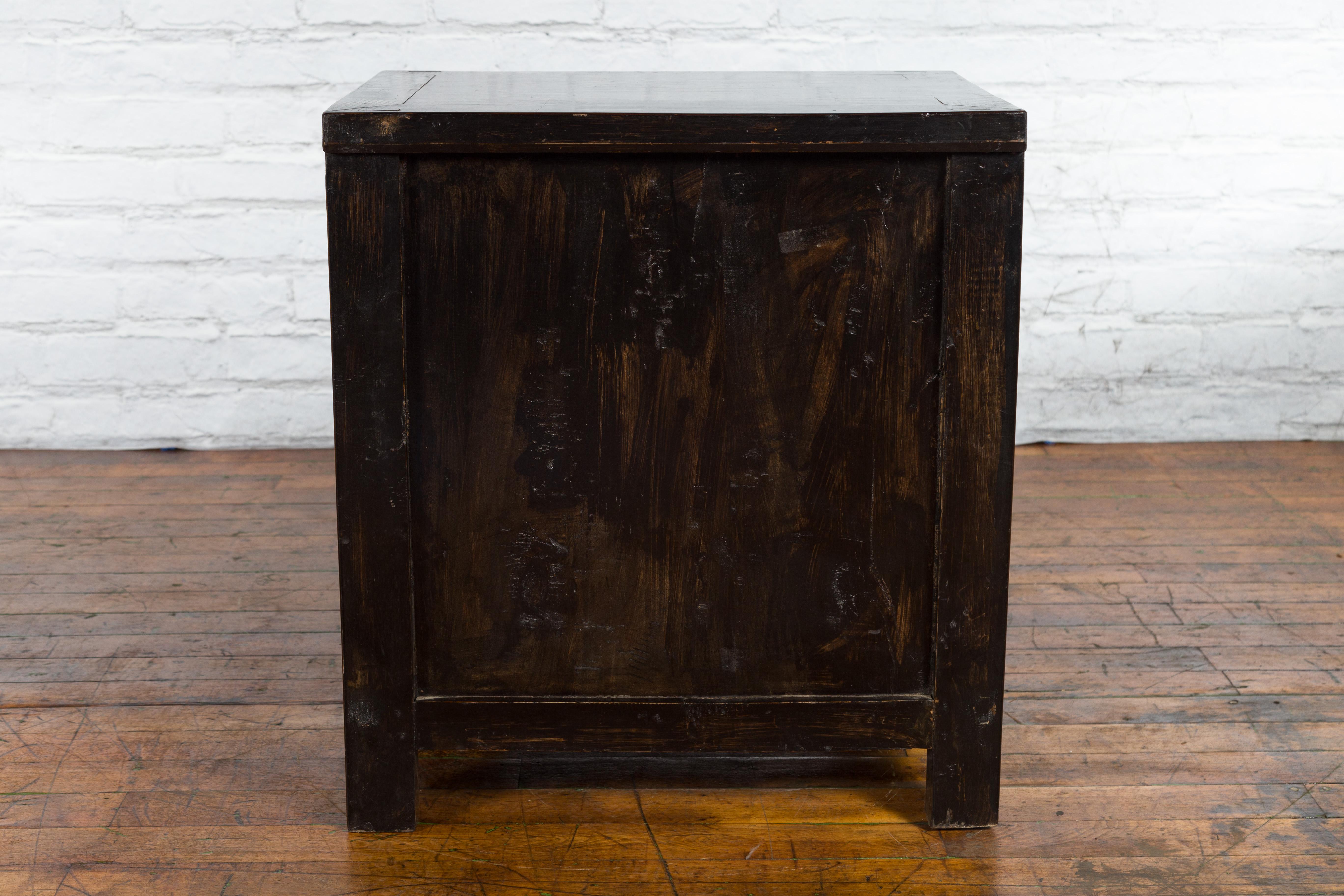 Qing Dynasty 19th Century Chinese Black Lacquer Side Cabinet with Two Drawers For Sale 9