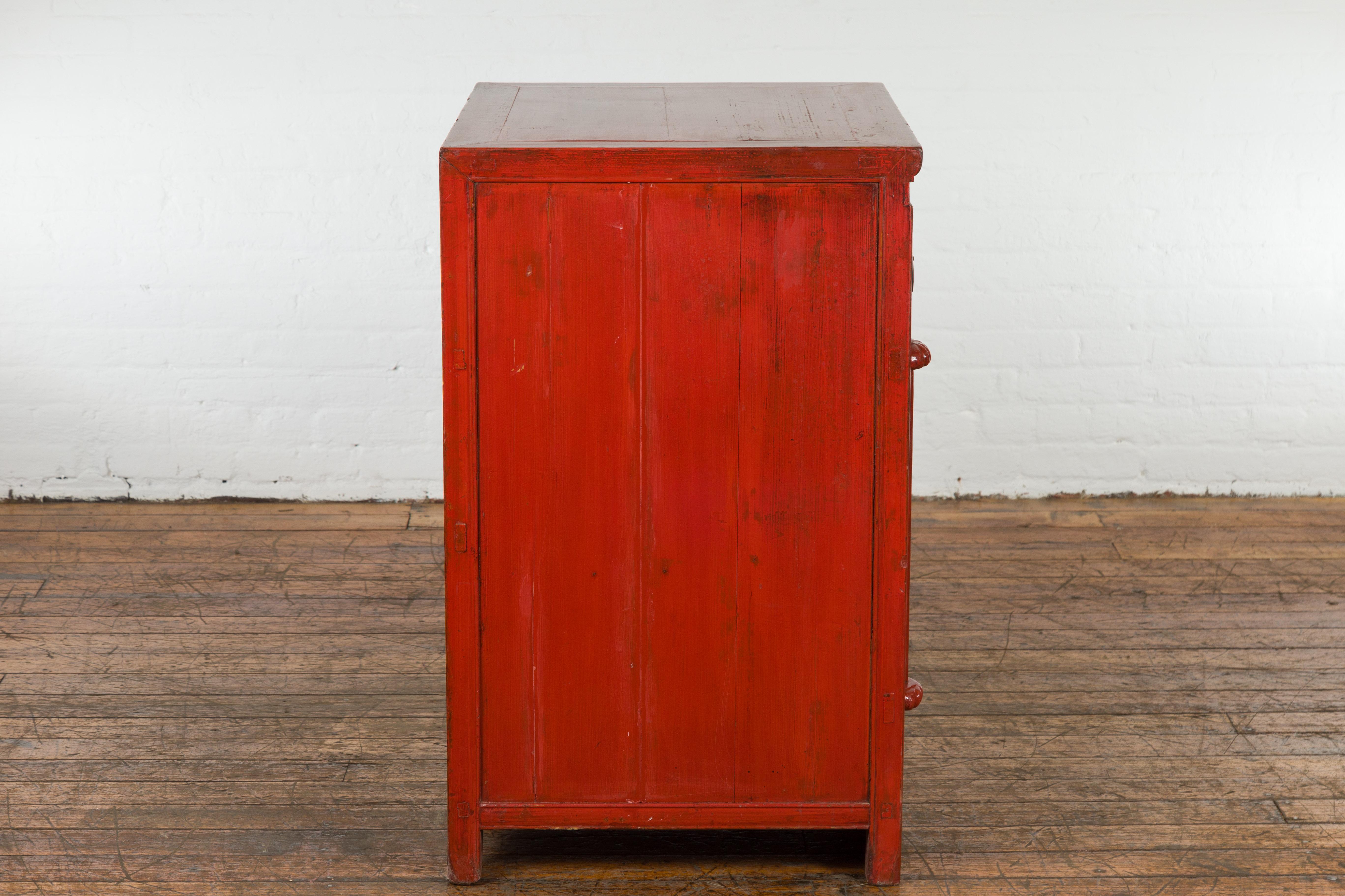 Qing Dynasty 19th Century Chinese Red Lacquer Cabinet with Drawers and Doors For Sale 9