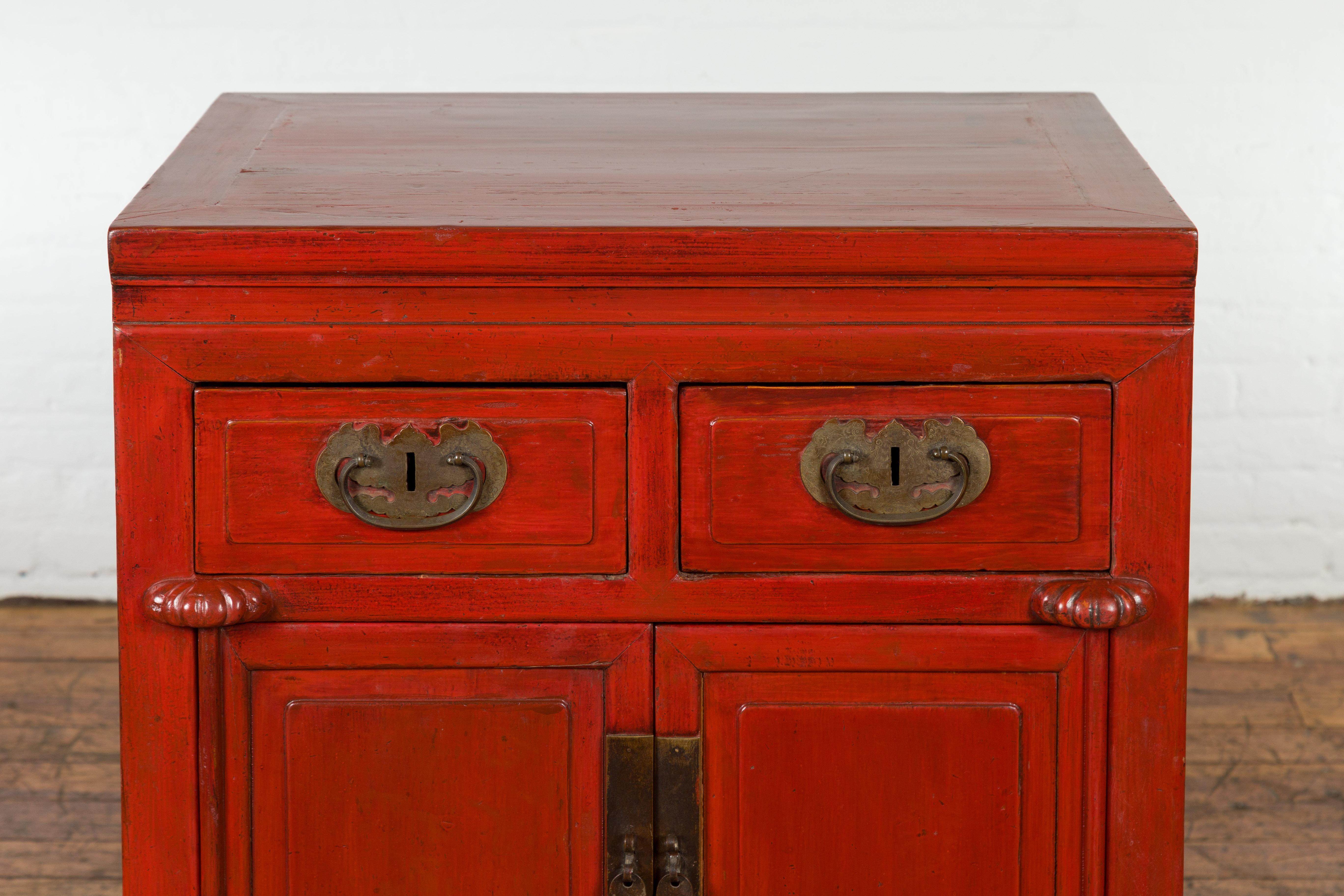Qing Dynasty 19th Century Chinese Red Lacquer Cabinet with Drawers and Doors For Sale 2