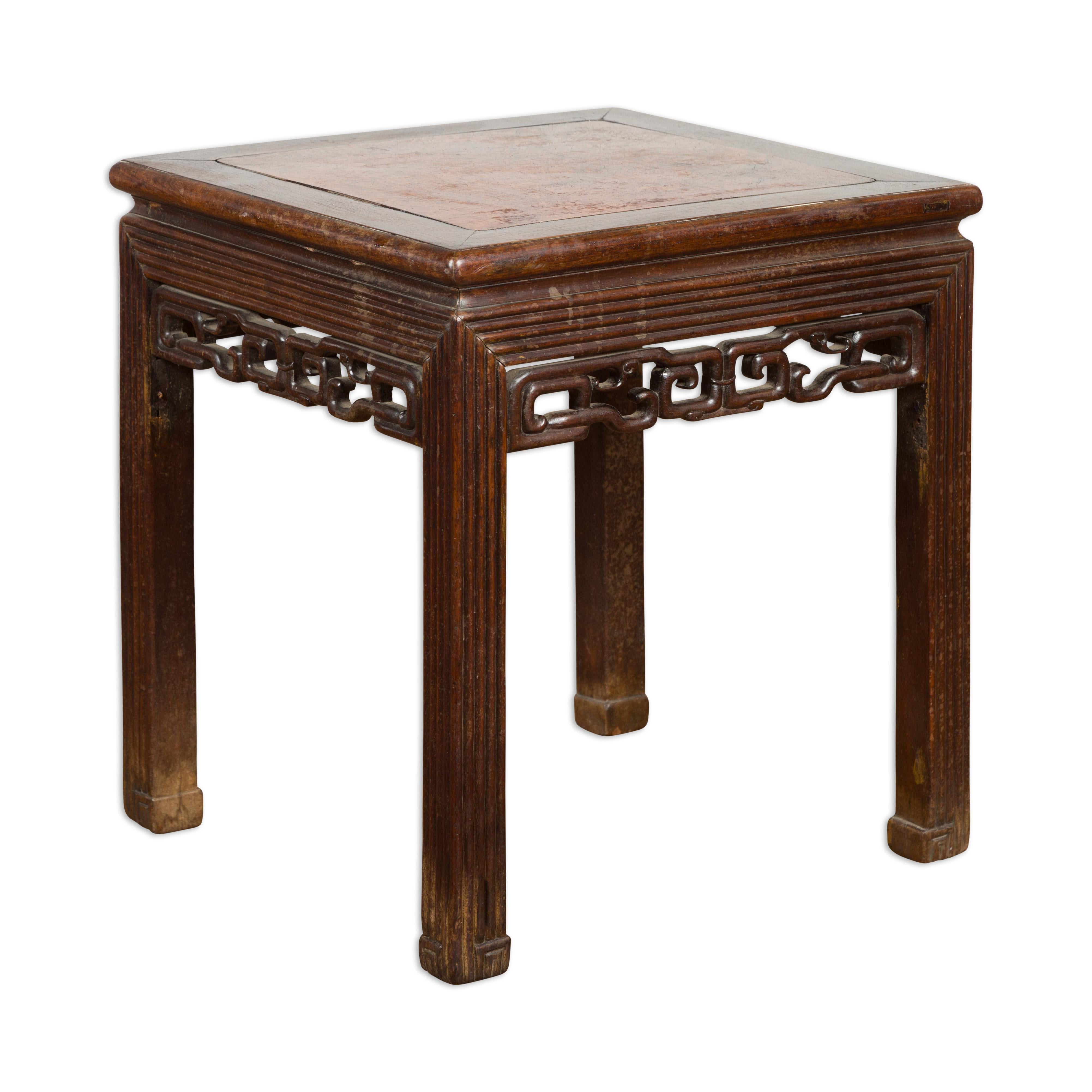 Table d'appoint carrée chinoise ancienne en vente 10