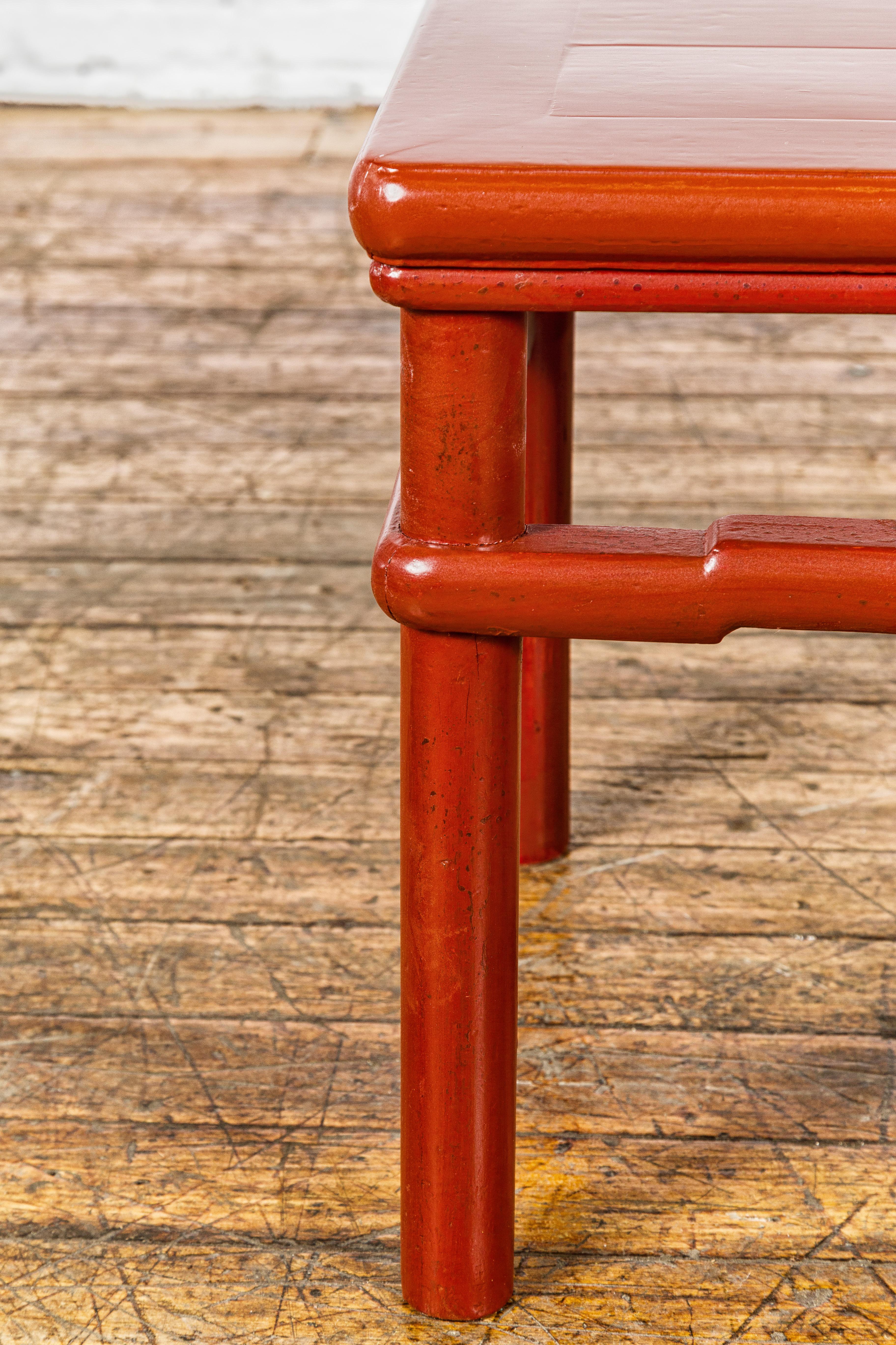 Qing Dynasty 19th Century Red Lacquer Side Table with Humpback Stretcher For Sale 4