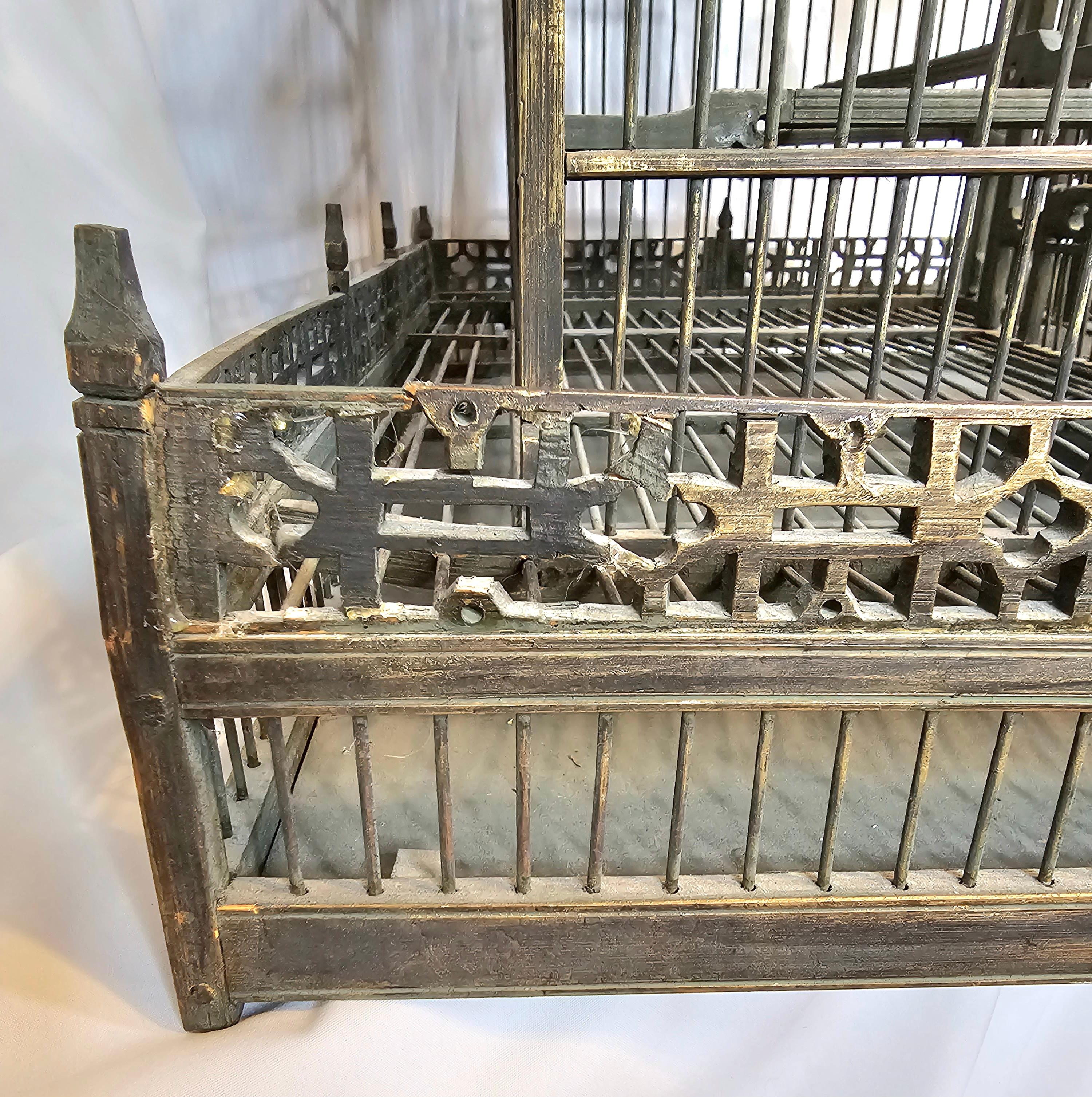 Qing dynasty 2 tier pagoda birdcage For Sale 1