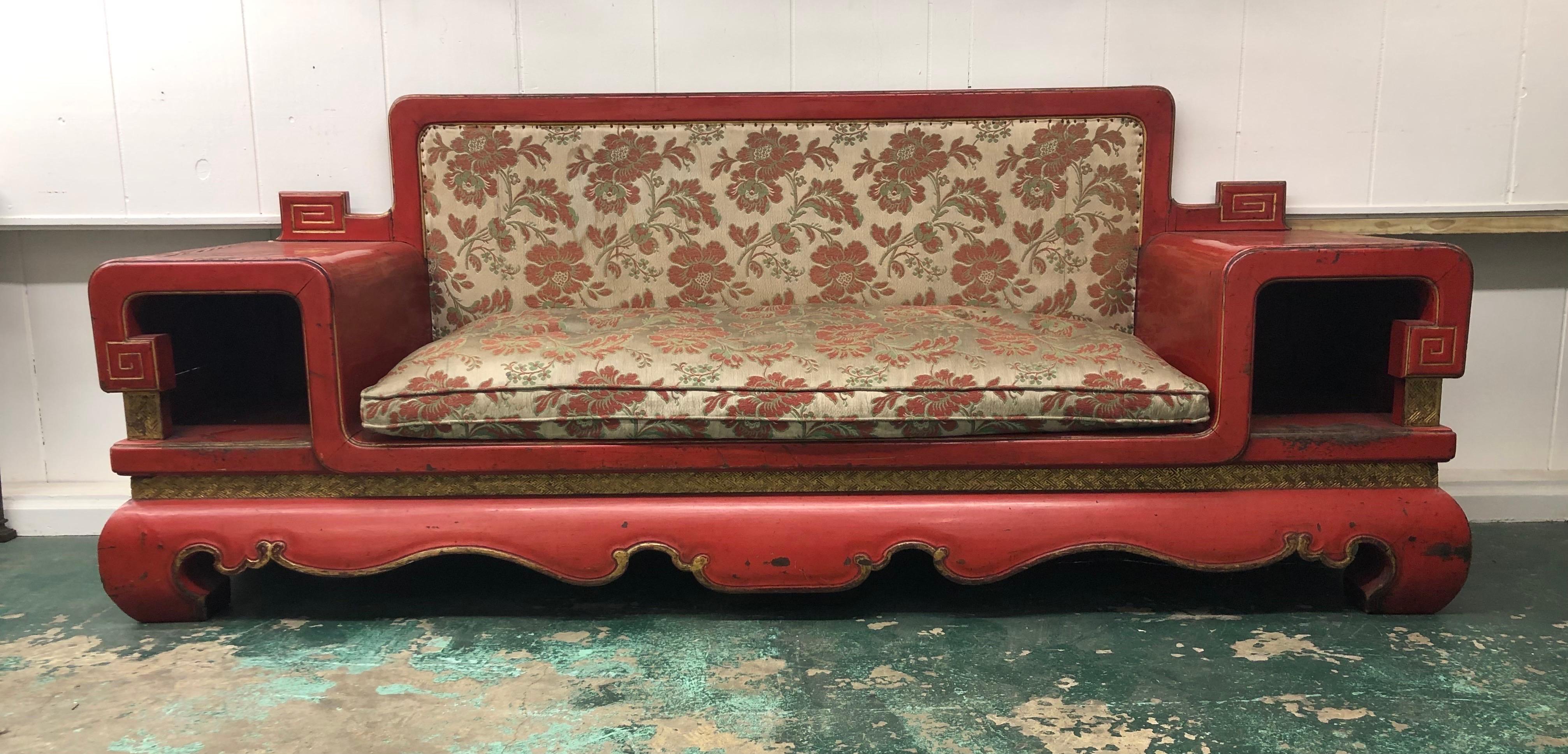 Chinese Qing Dynasty Aesthetic Movement Imperial Red Lacquer Sofa / Bench, 19th Century For Sale