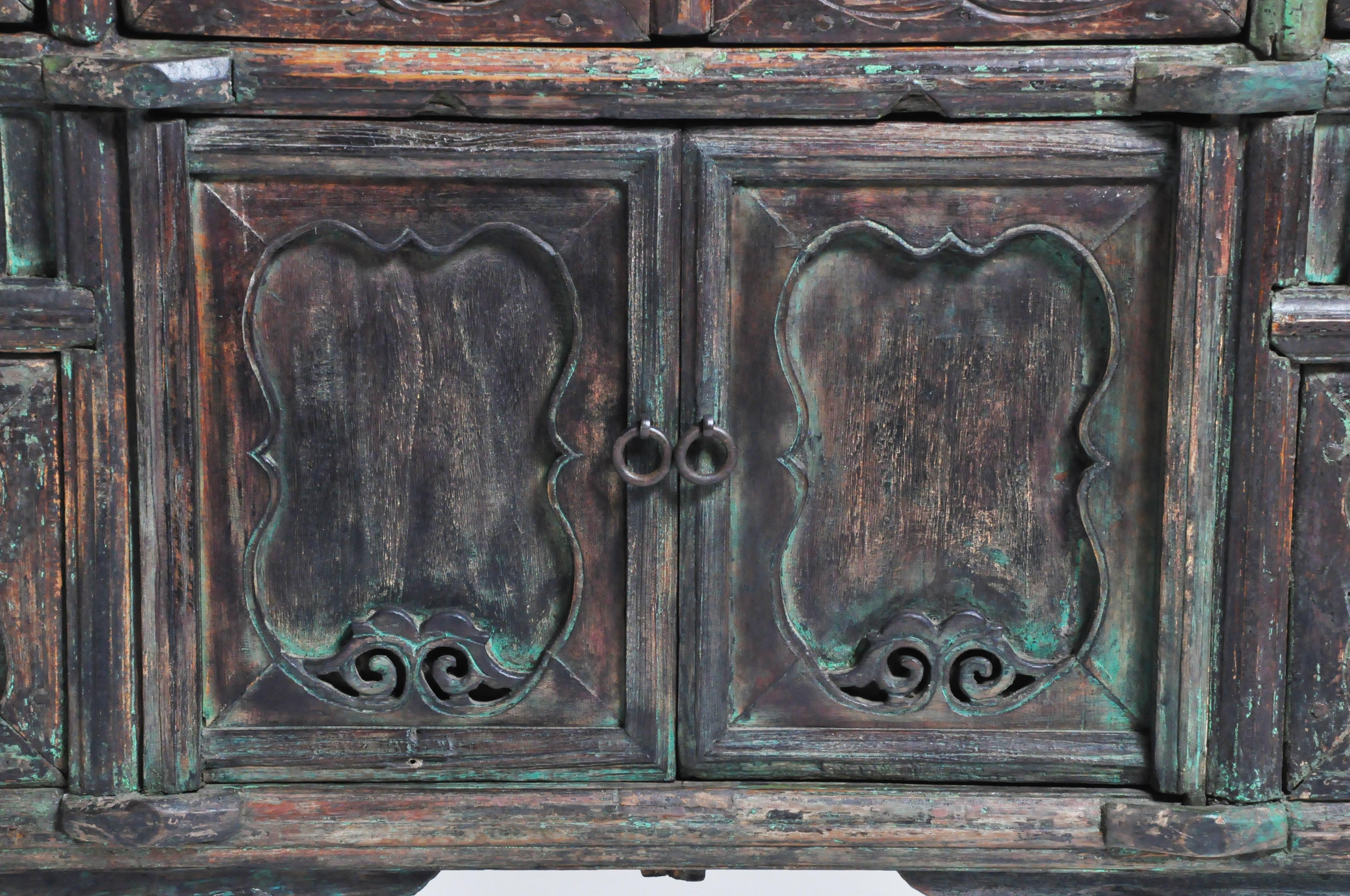 Qing Dynasty Altar Coffer with Four Drawers & Original Patina 4
