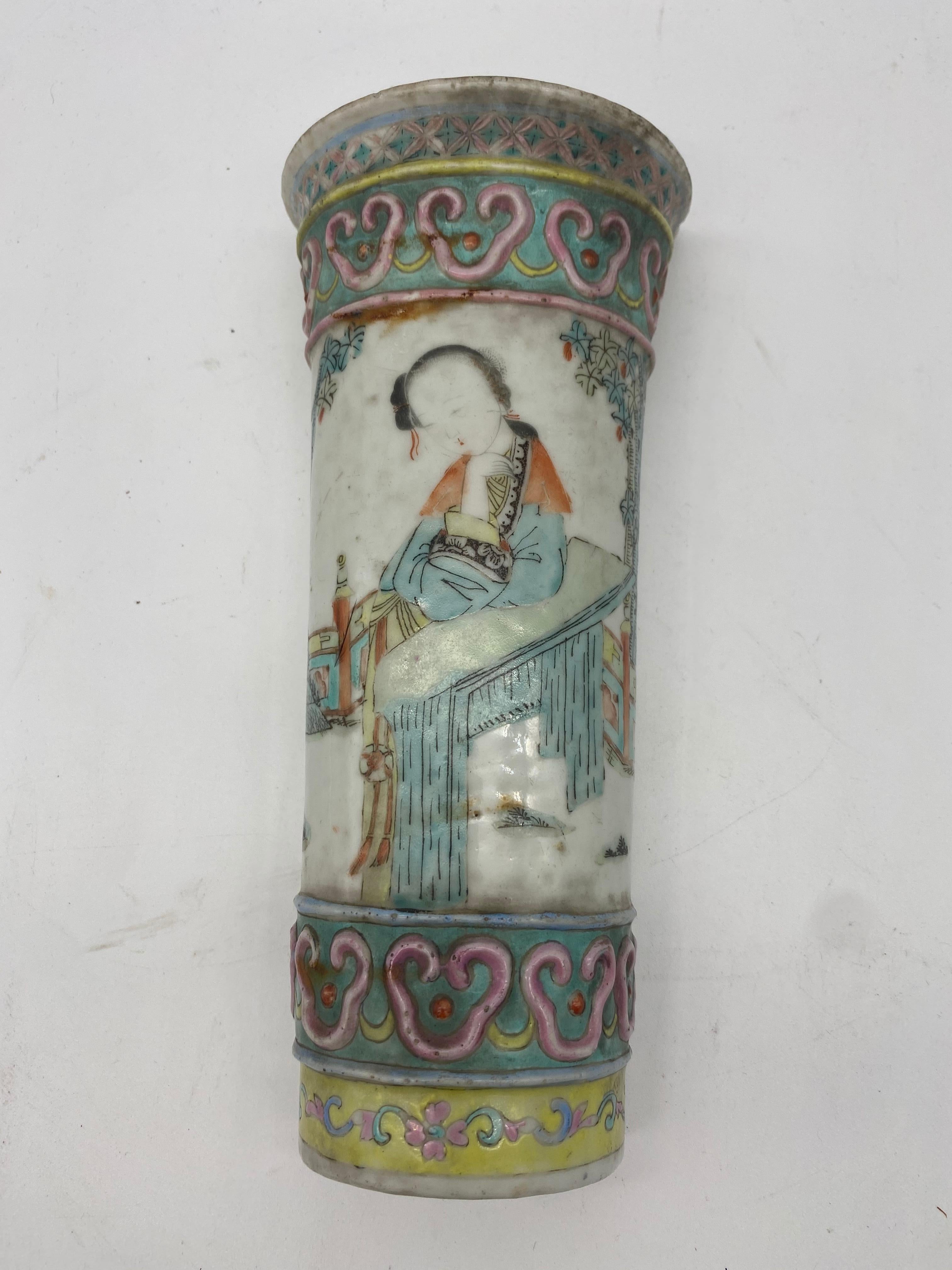 Qing Dynasty antique Chinese Hand Painted Wall Hanging Porcelain Vase For Sale 1