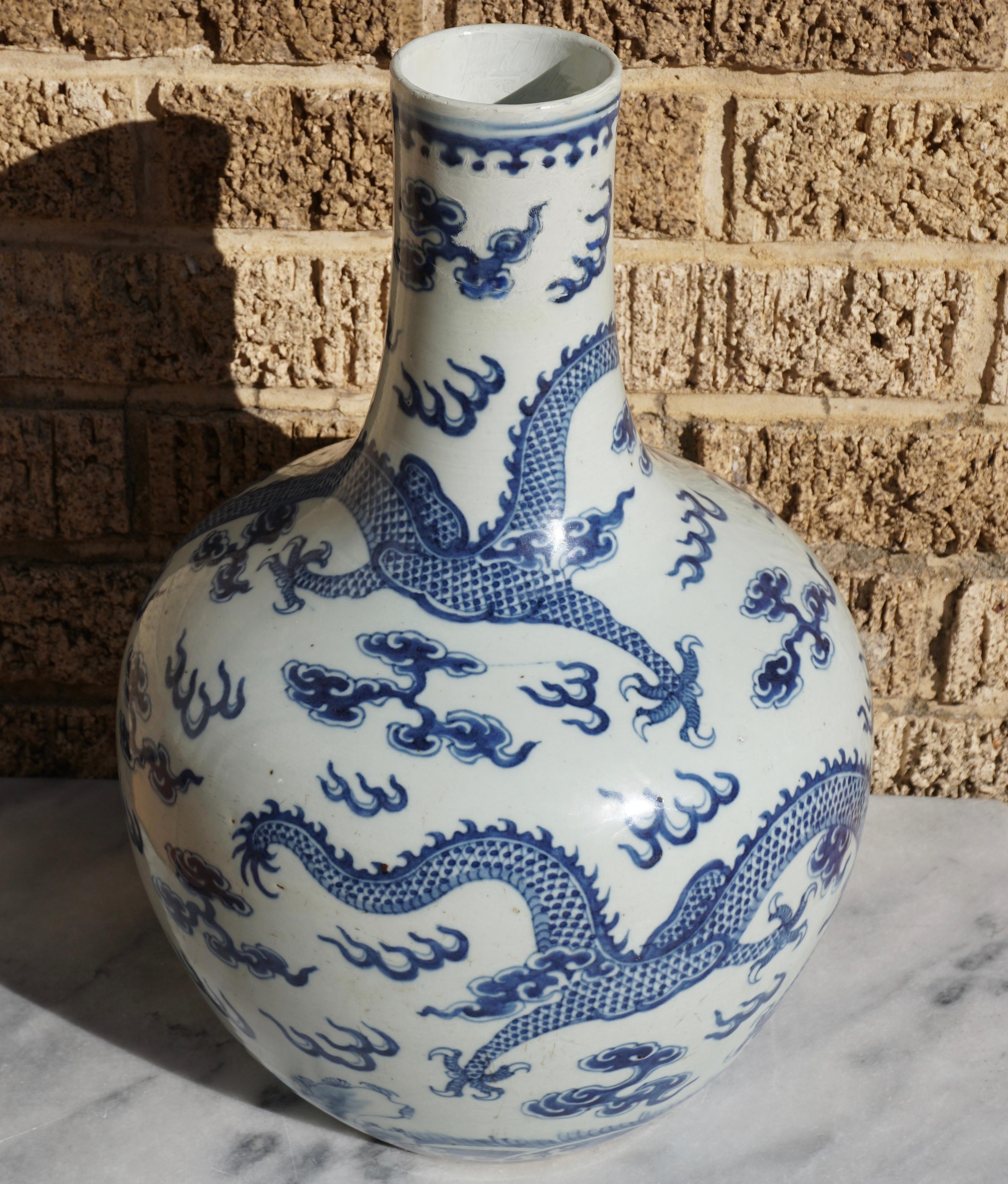 ming vase