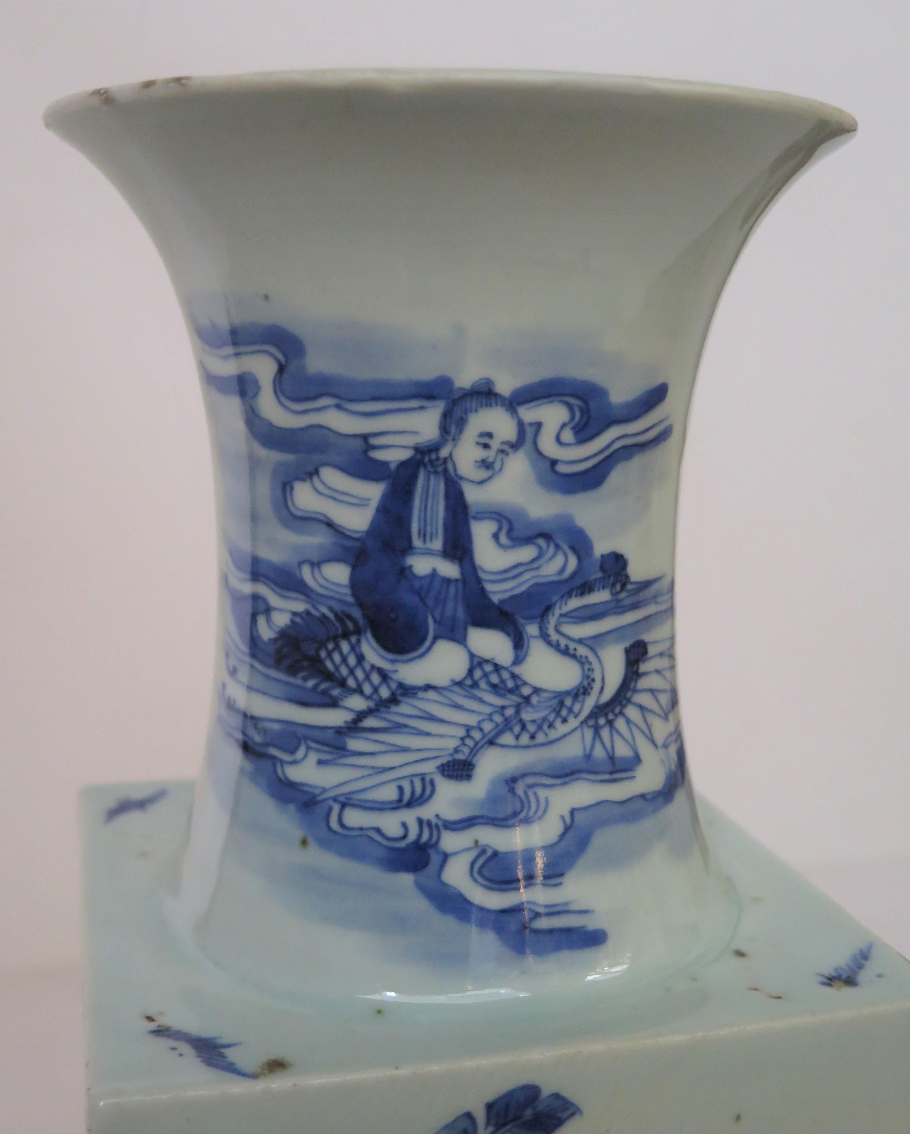 Qing Dynasty Blue and White Porcelain Vase in French Gilt Bronze Mount In Good Condition For Sale In Dallas, TX