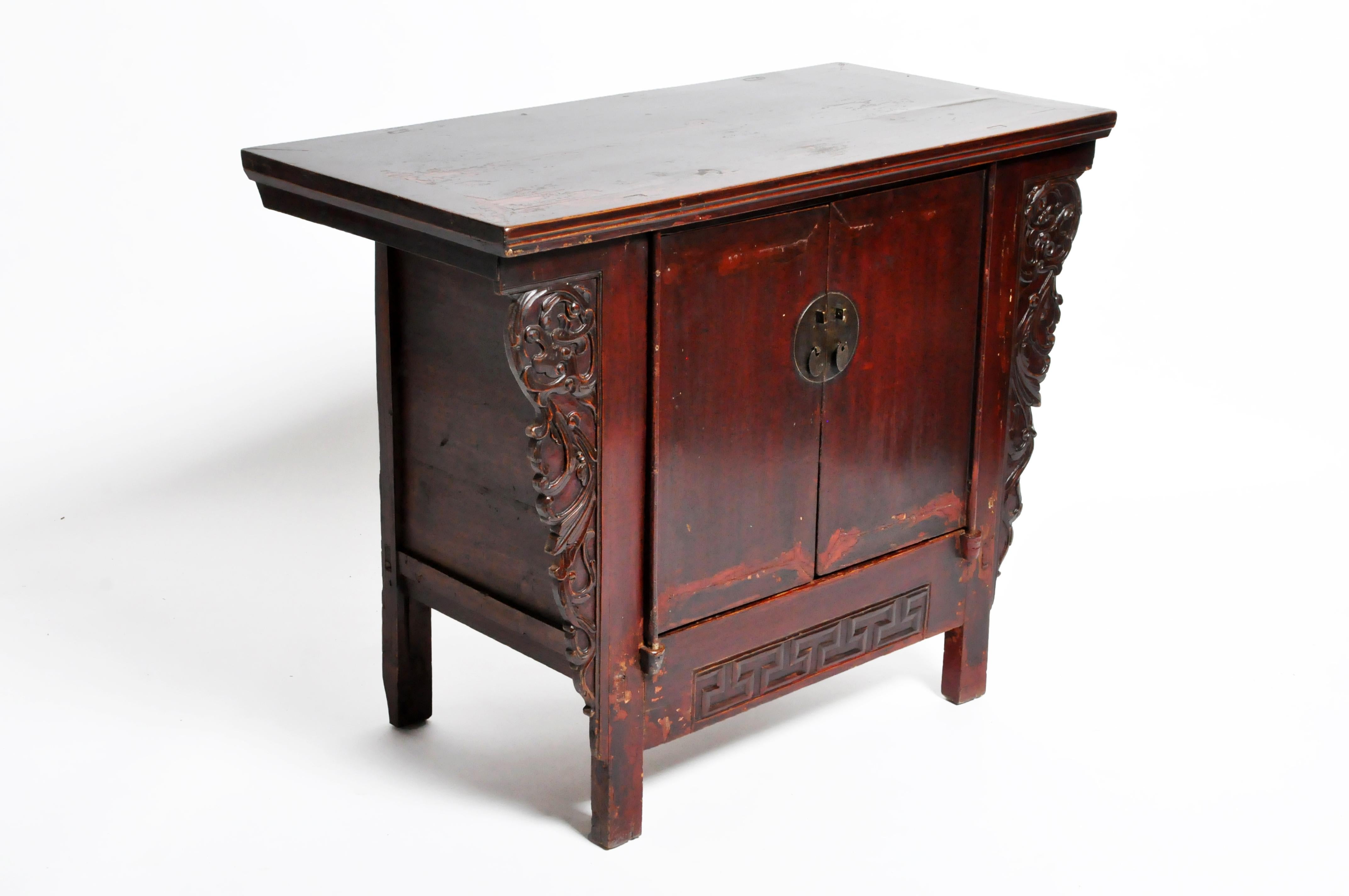 Chinese Qing Dynasty Butterfly Cabinet with a Pair of Doors and a Drawer