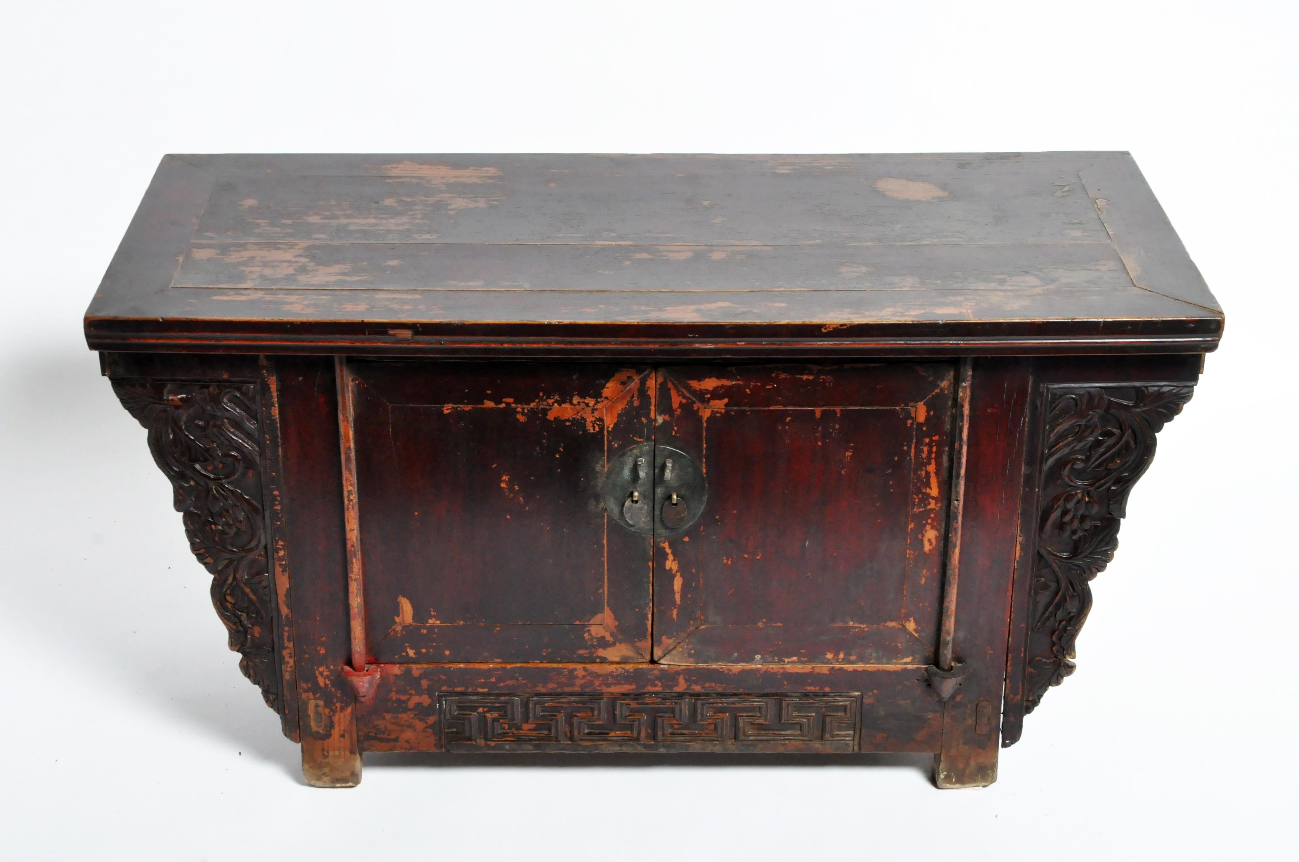 Qing-Dynasty Butterfly Cabinet with Original Lacquer and Patina 7
