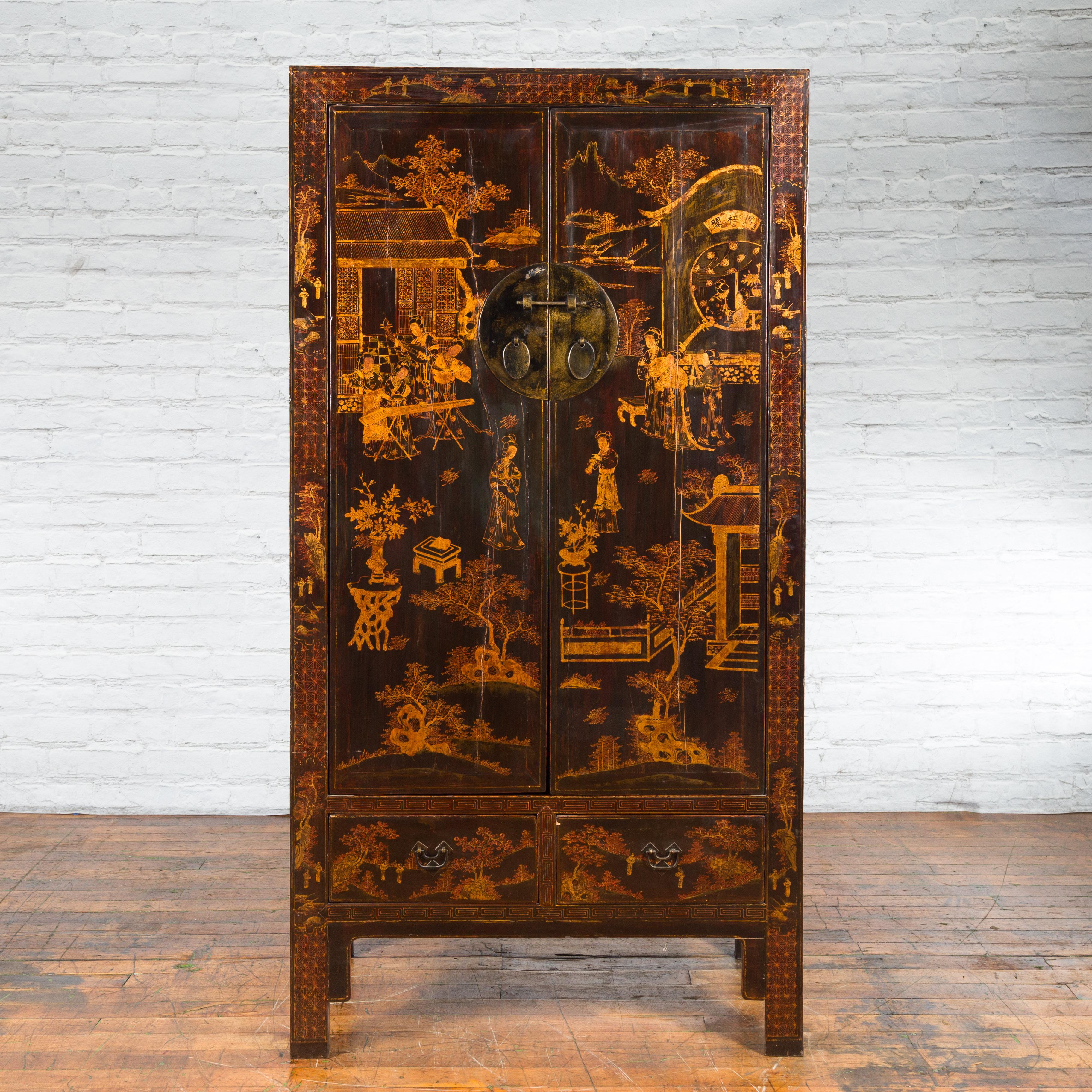 Qing Dynasty Chinese 19th Century Cabinet with Gilt Hand-Painted Musical Scenes In Good Condition In Yonkers, NY