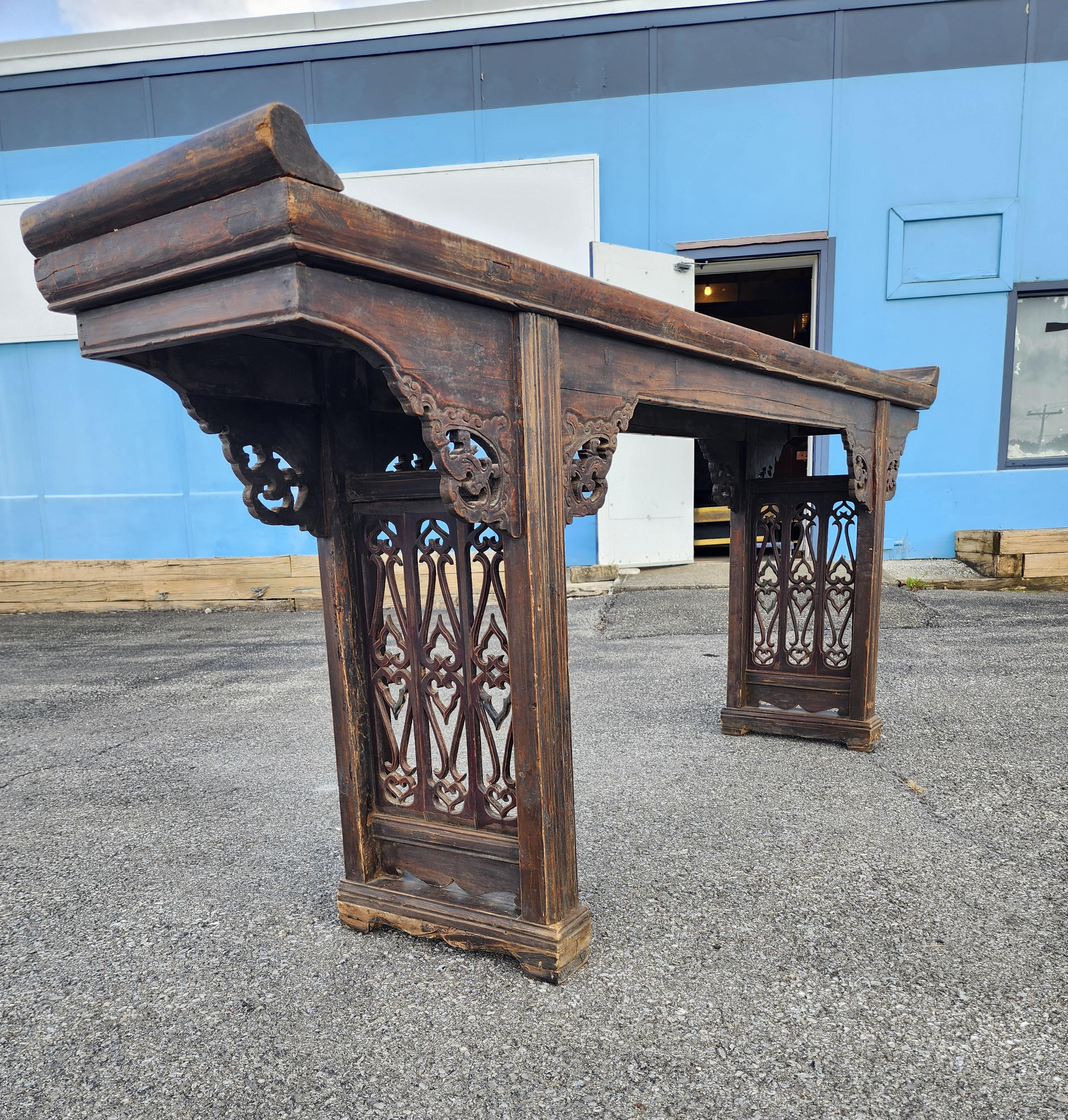 Qing Dynasty Chinese Altar Table For Sale 6