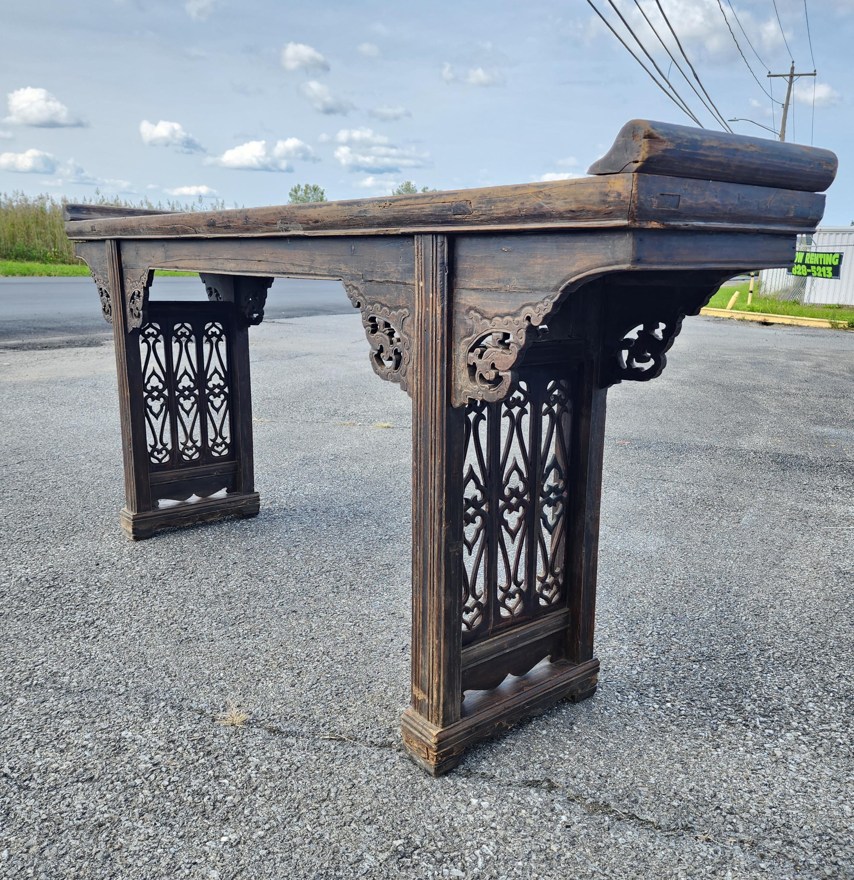 Mid 19th Century Chinese Altar Table Qing Dynasty  For Sale 2