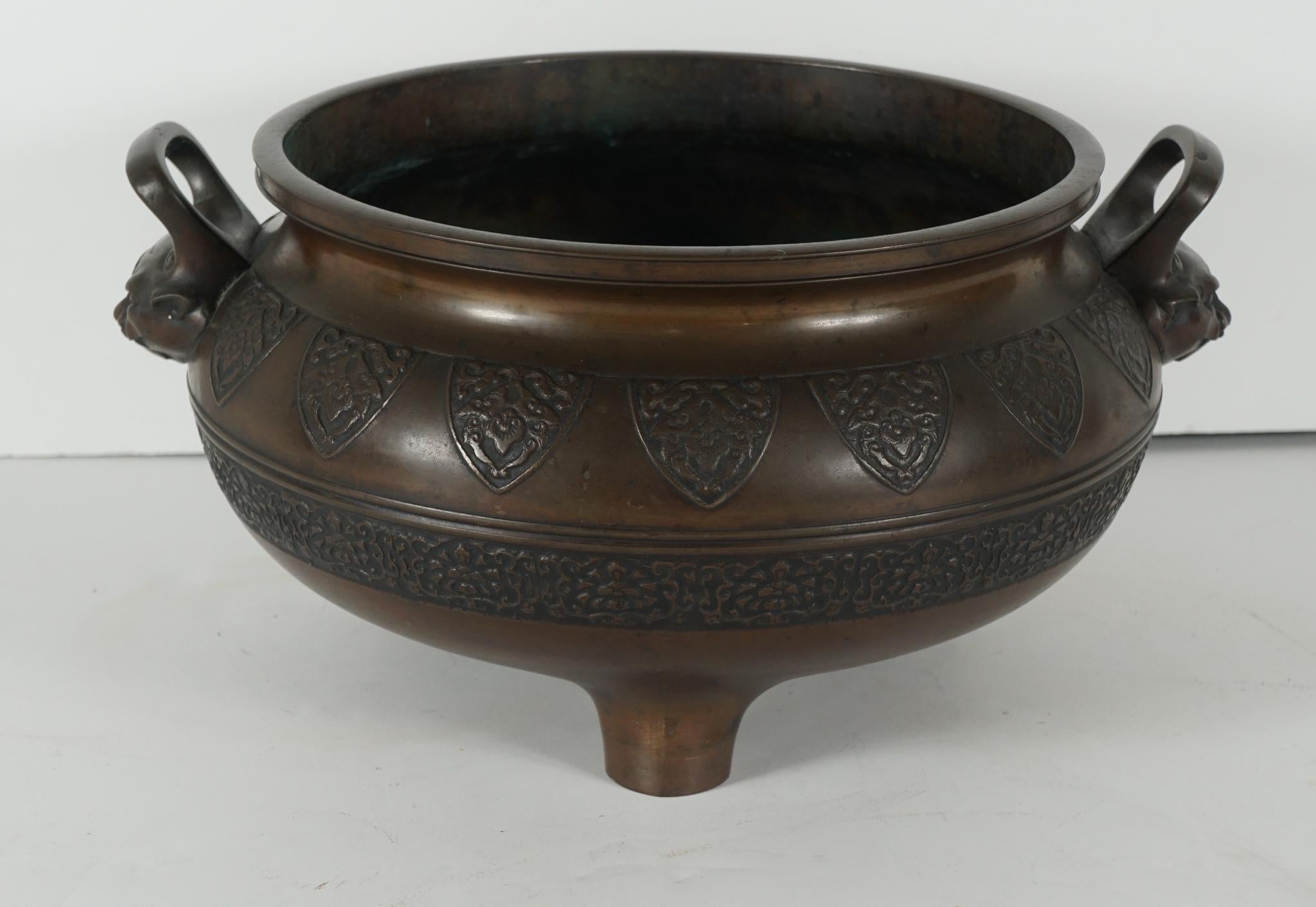 Late 19th Century Asian Bronze Large Censer In Good Condition In Hudson, NY