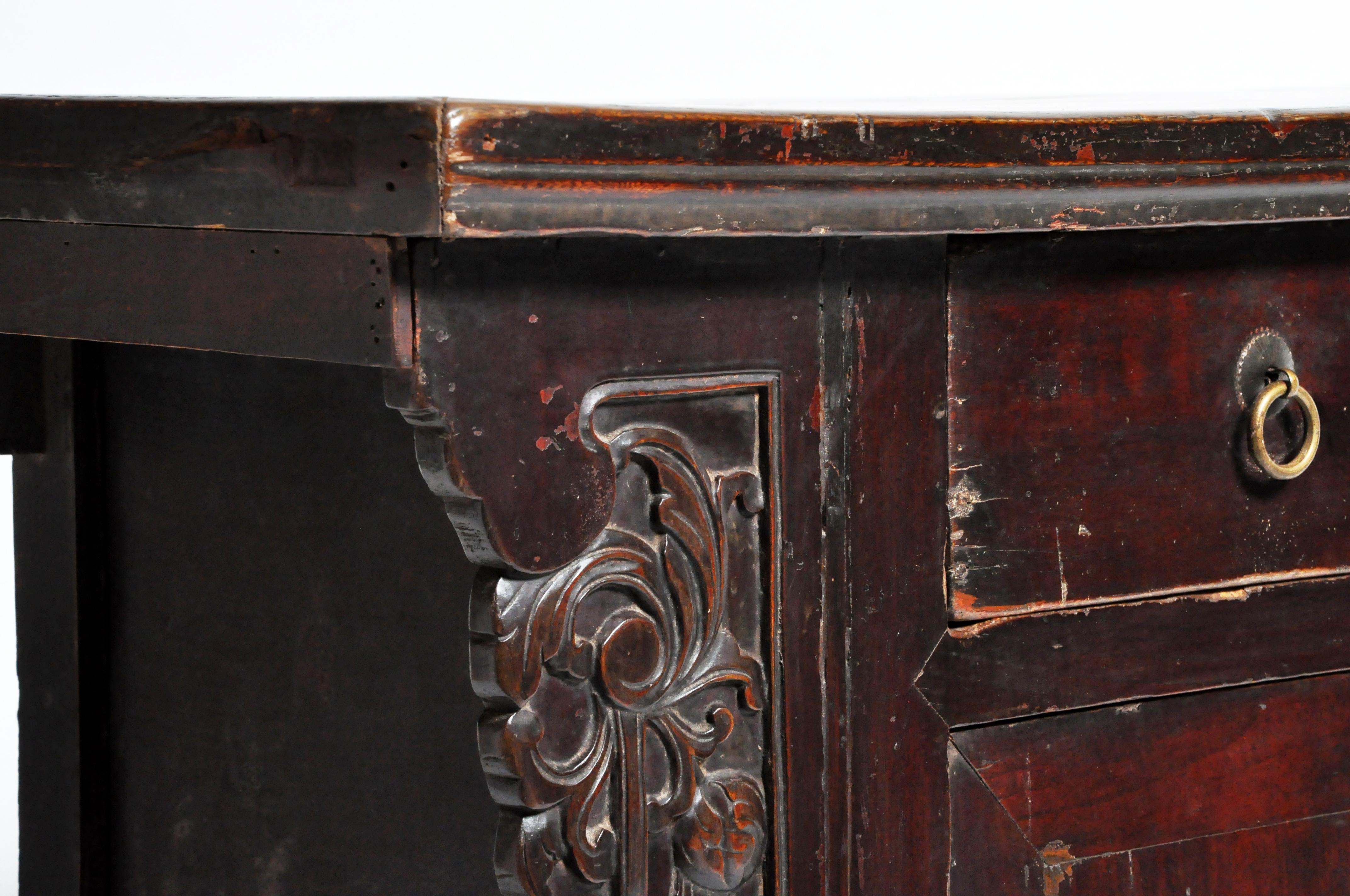 Qing Dynasty Chinese Butterfly Cabinet with Original Patina 13