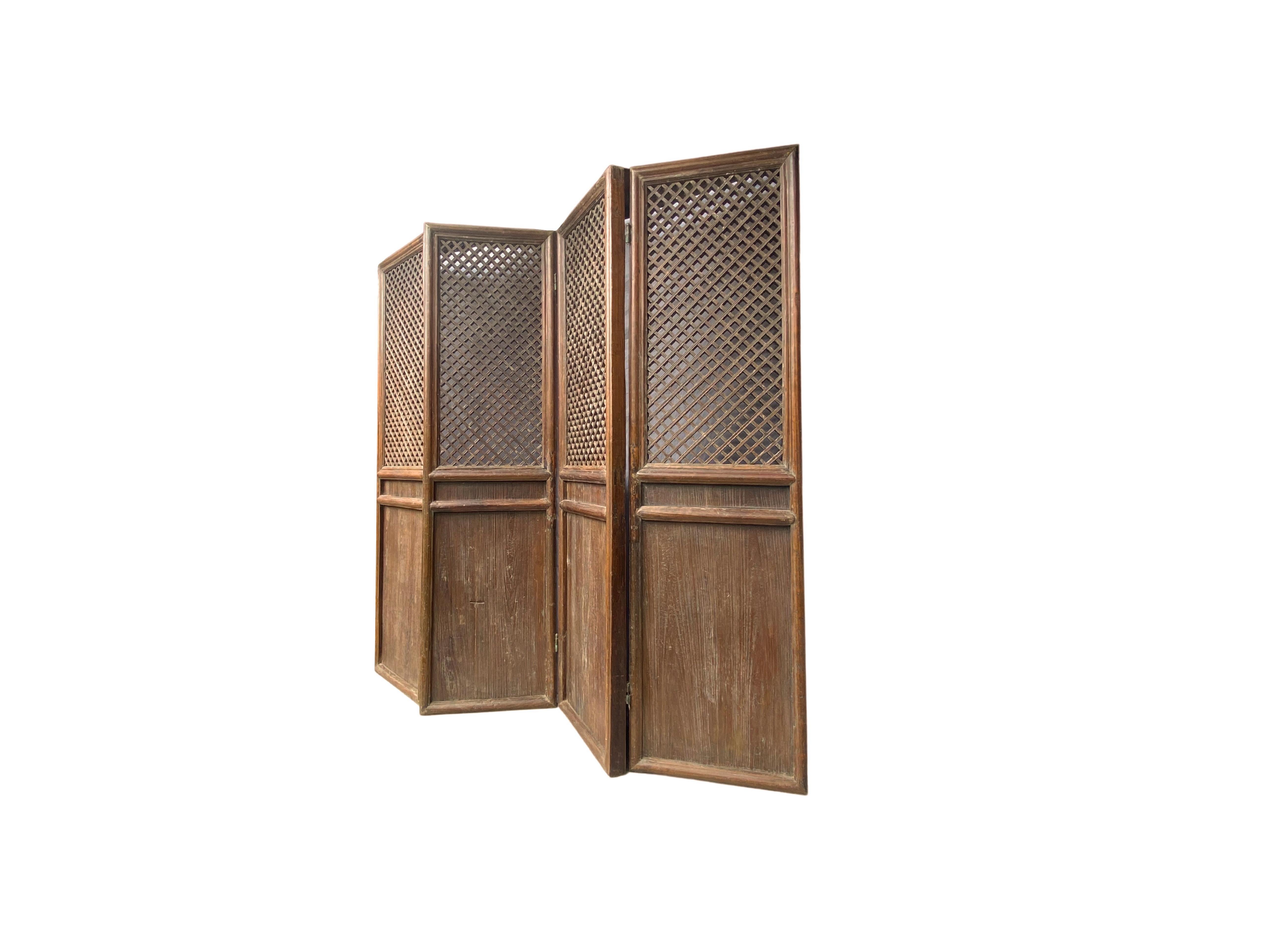 Qing Dynasty Chinese Four Panel Screen c. 1850 In Good Condition For Sale In Jimbaran, Bali