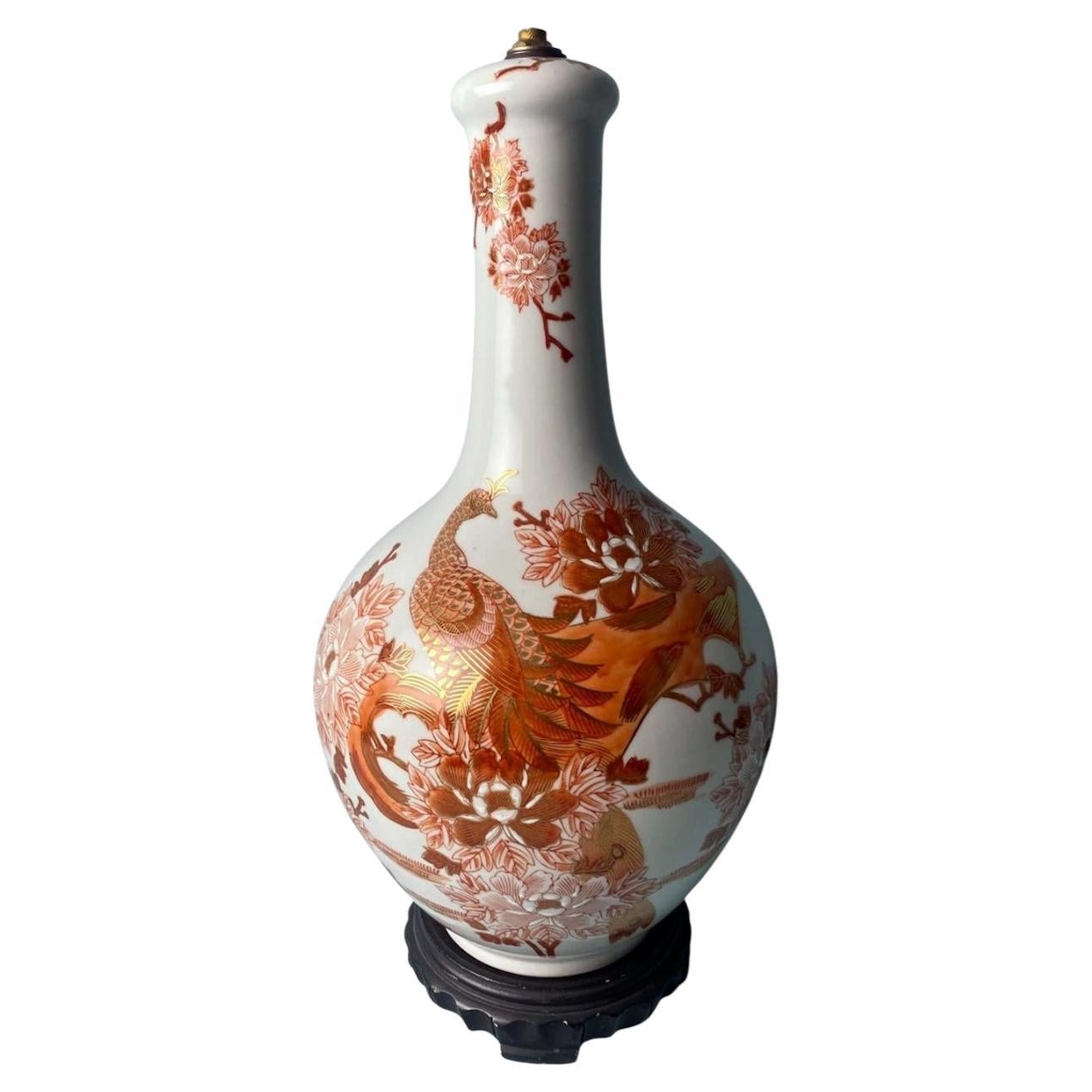 Lampada di porcellana cinese della dinastia Qing con decorazioni e  Base senza paralume
