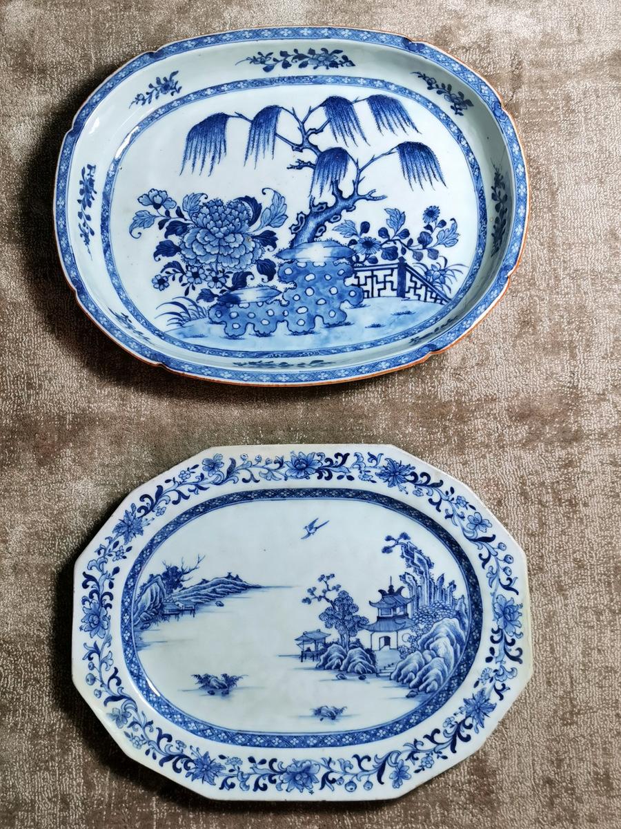 Qing Dynasty Chinese Porcelain Tray with Hand Painted in Cobalt Blue 5