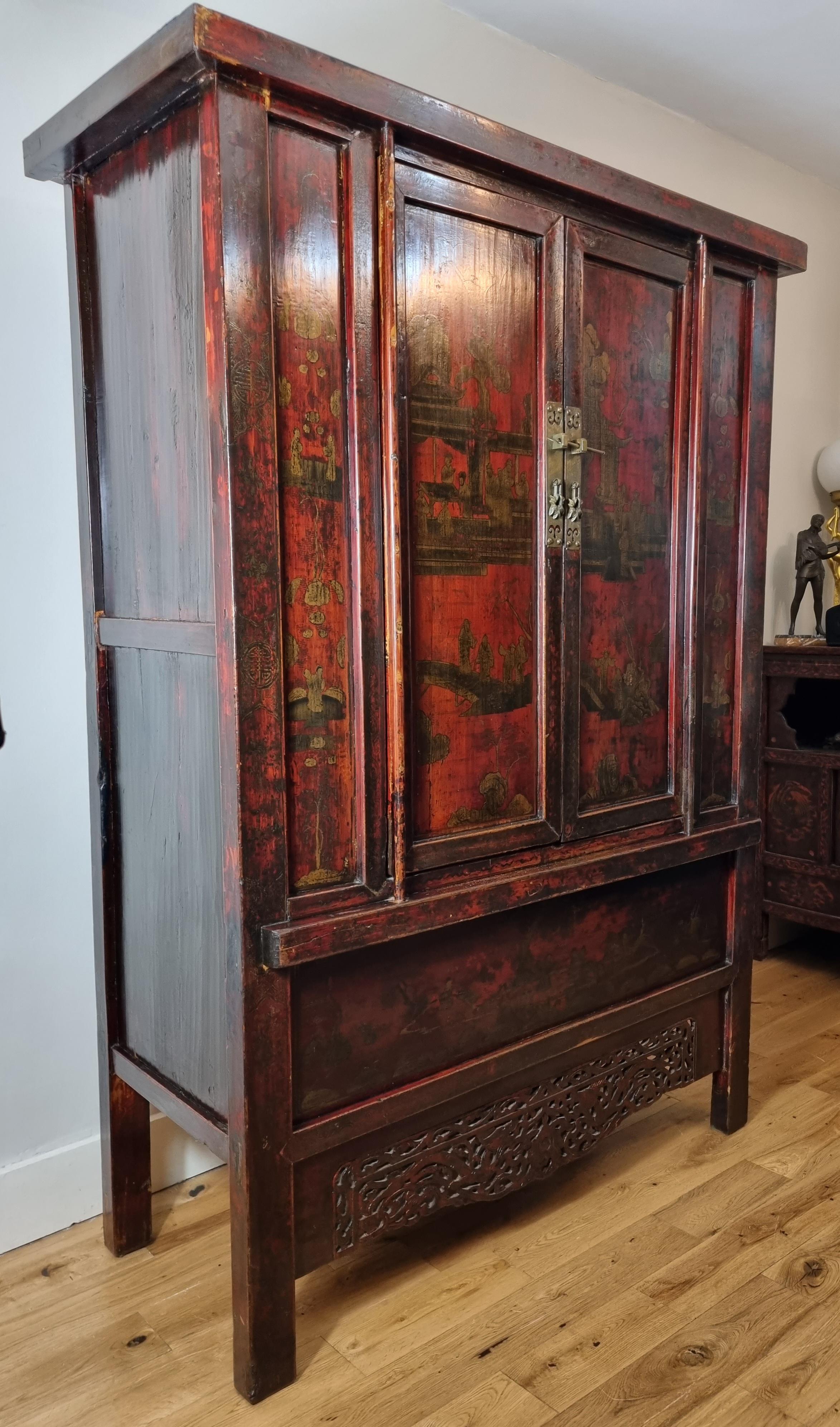 Qing Dynasty Chinese Red Lacquered Cabinet - Shanxi Province For Sale 1