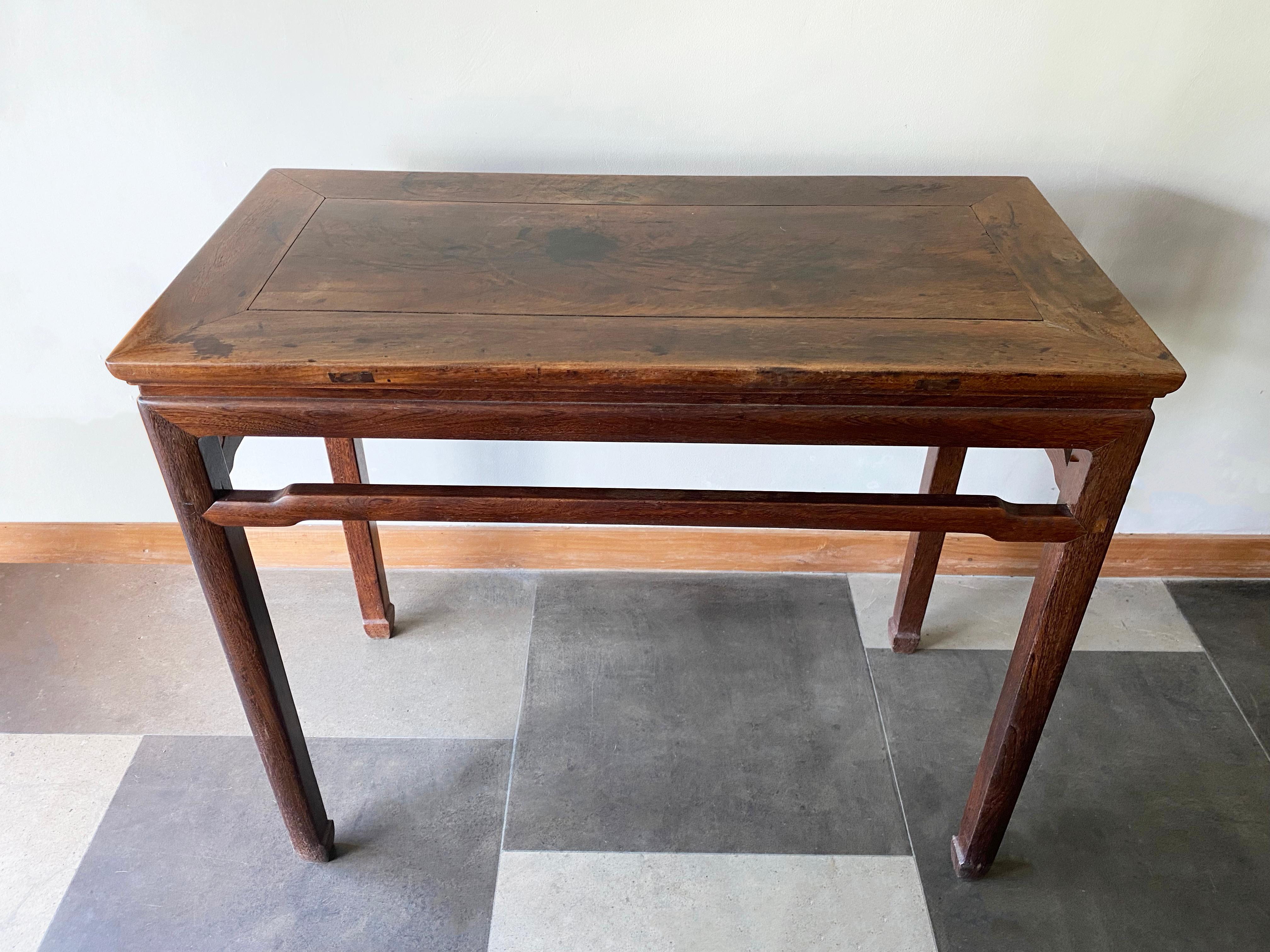 Qing Dynasty Console Table from Ironwood  In Fair Condition For Sale In Jimbaran, Bali
