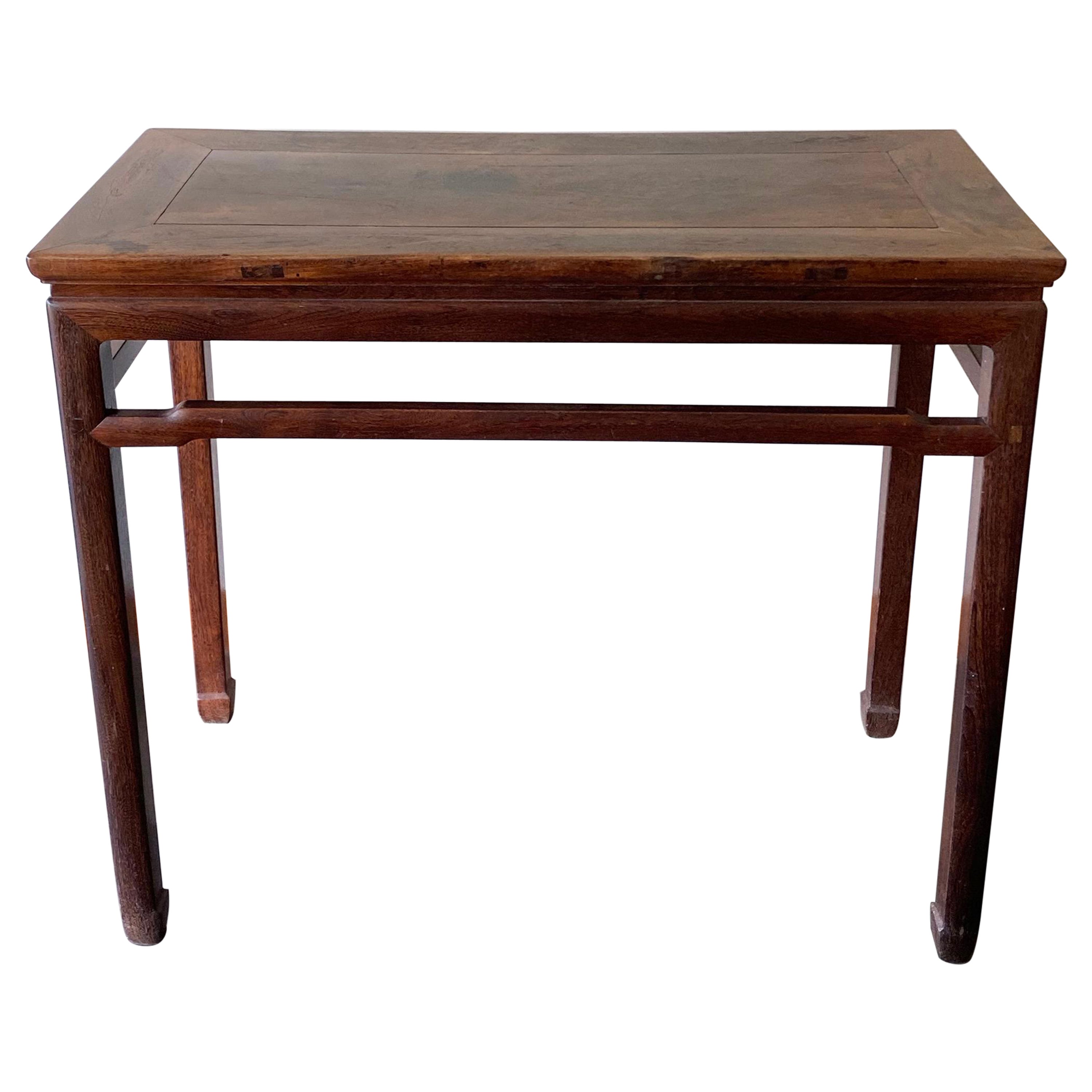 Table console de la dynastie Qing en bois de fer