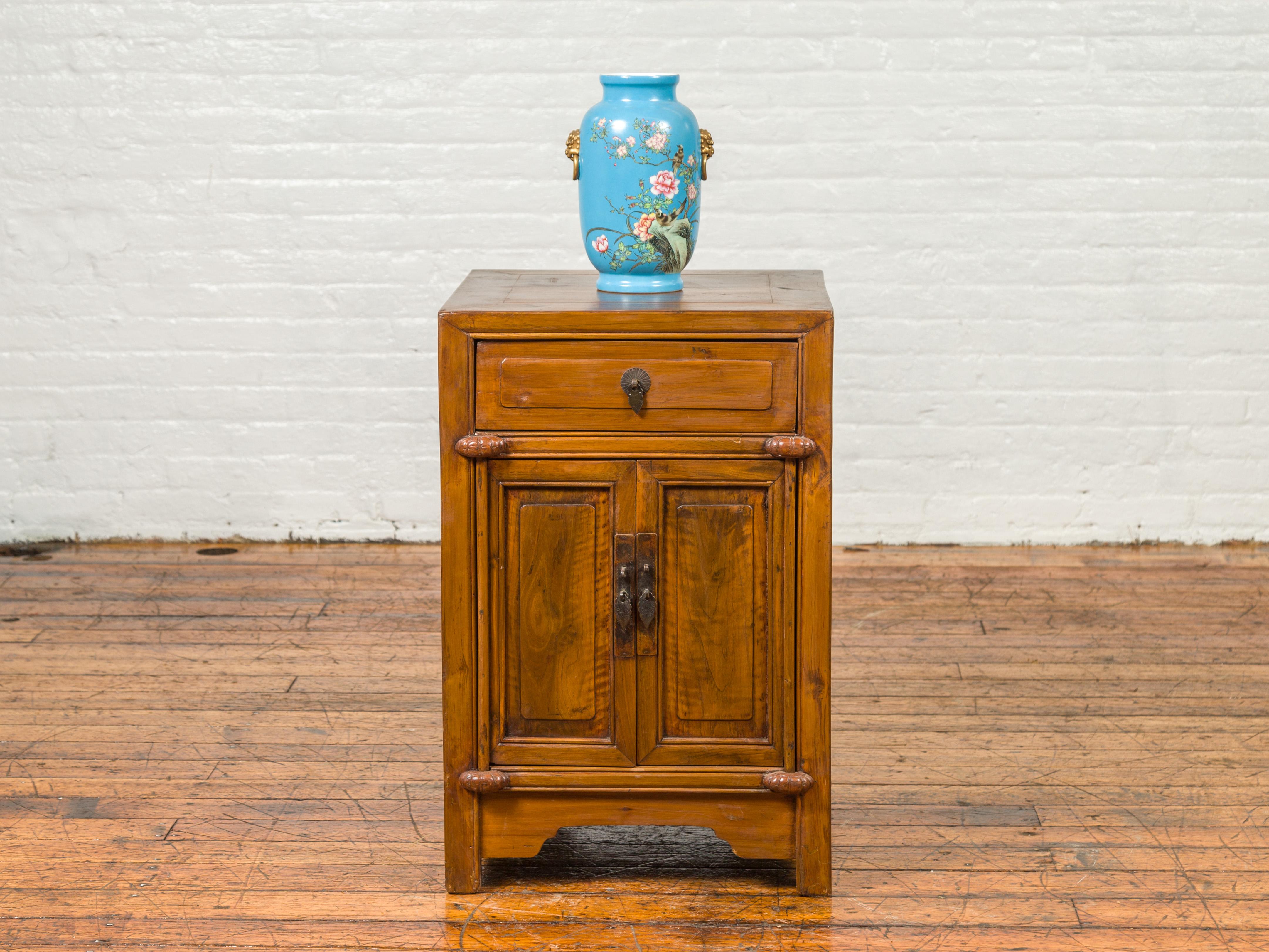 Chinese Qing Dynasty Elmwood 19th Century Side Chest with Single Drawer and Double Doors
