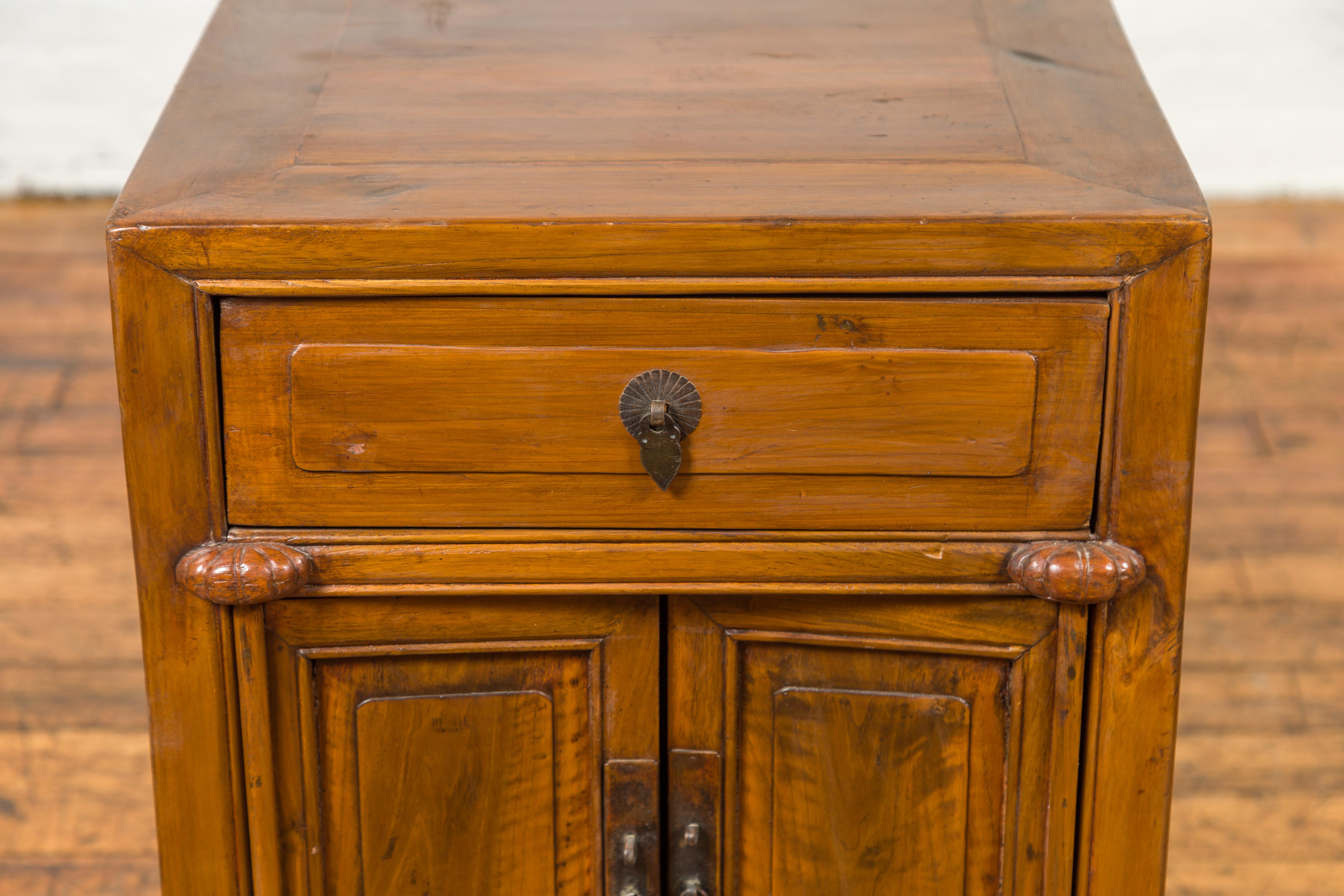Qing Dynasty Elmwood 19th Century Side Chest with Single Drawer and Double Doors 2