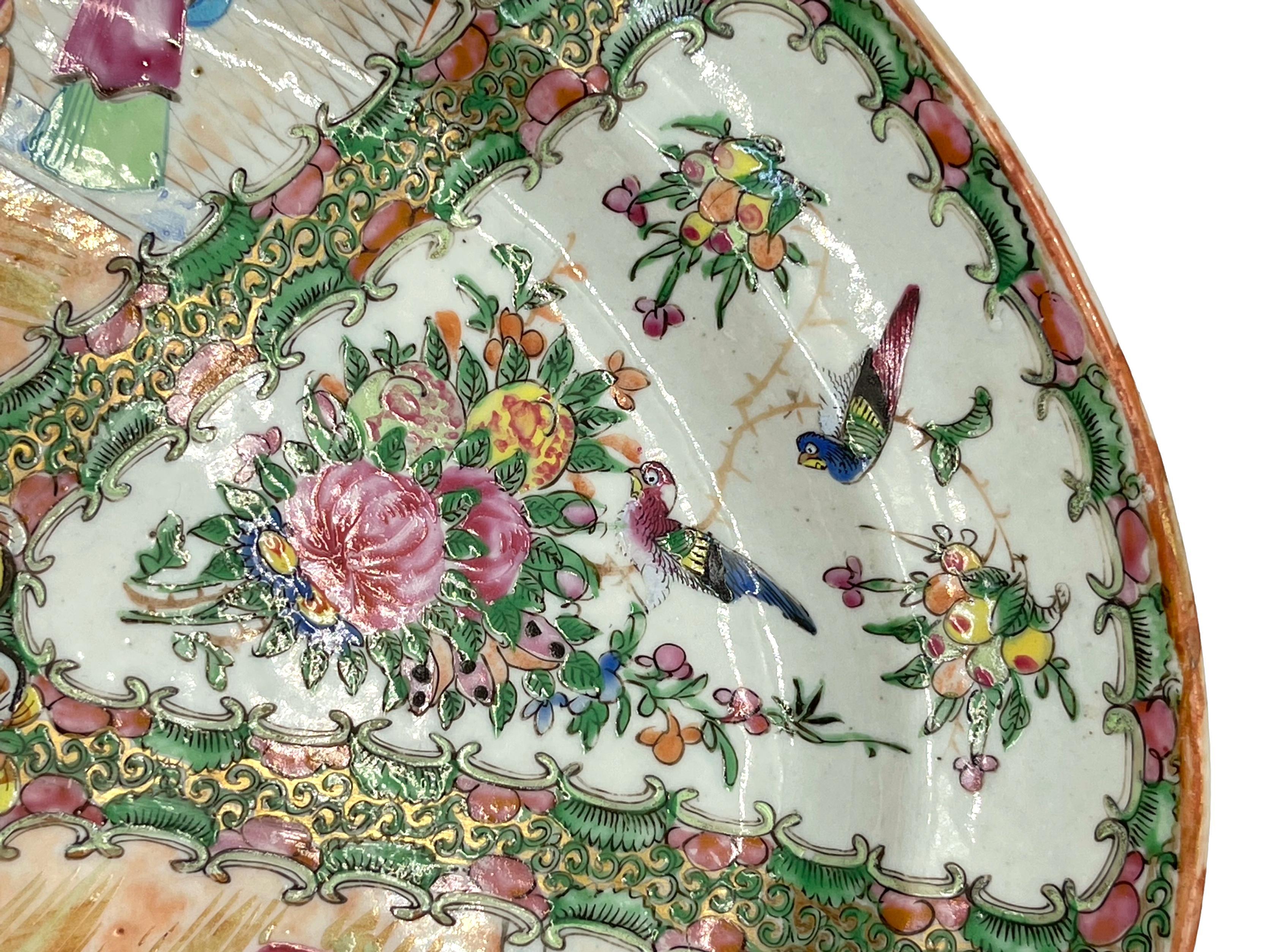 Qing Dynasty Famille Rose Medallion Platter, Canton, ca. 1880 1