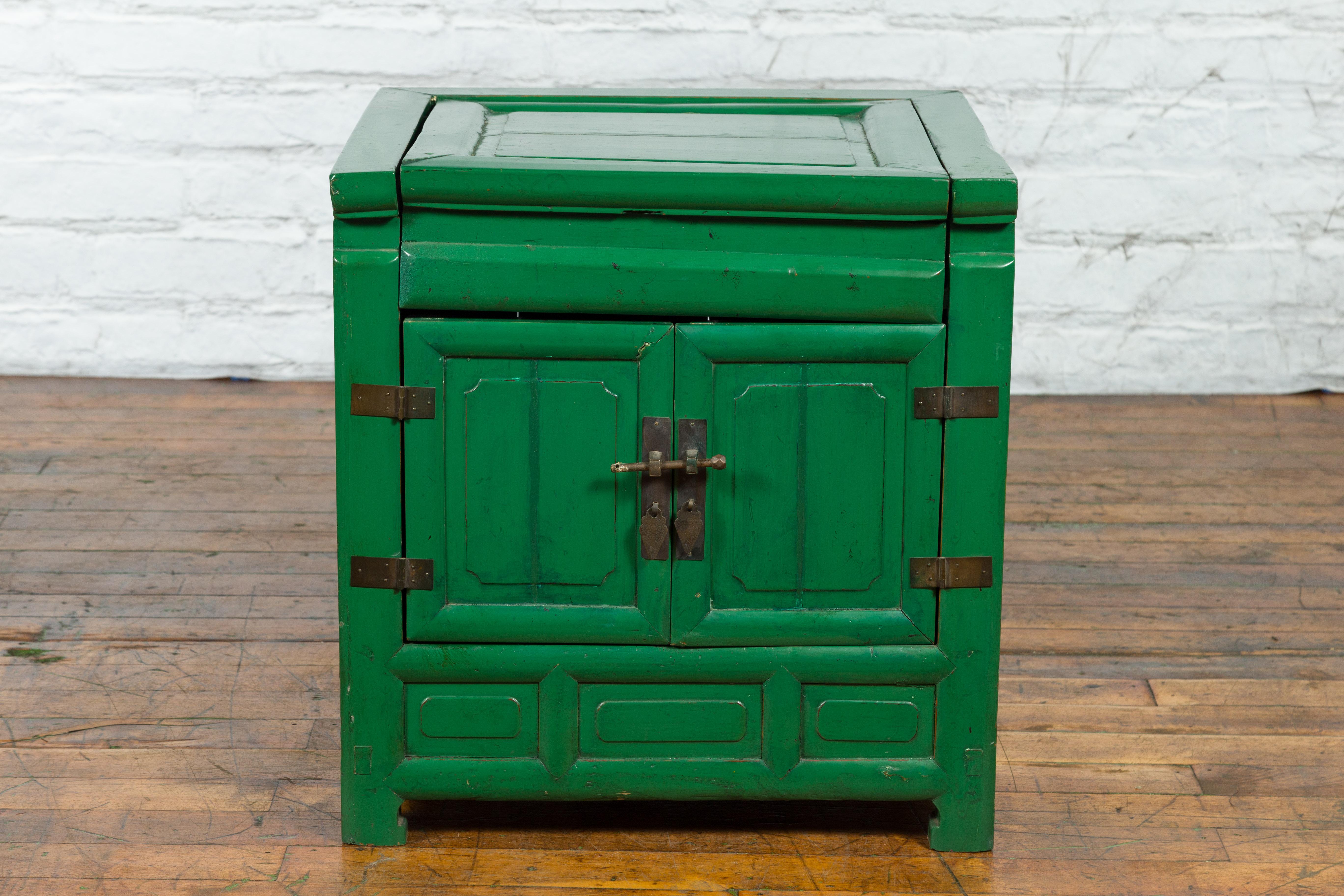 Lacquered Qing Dynasty Green Lacquer Chinese 19th Century Bedside Cabinet with Two Doors