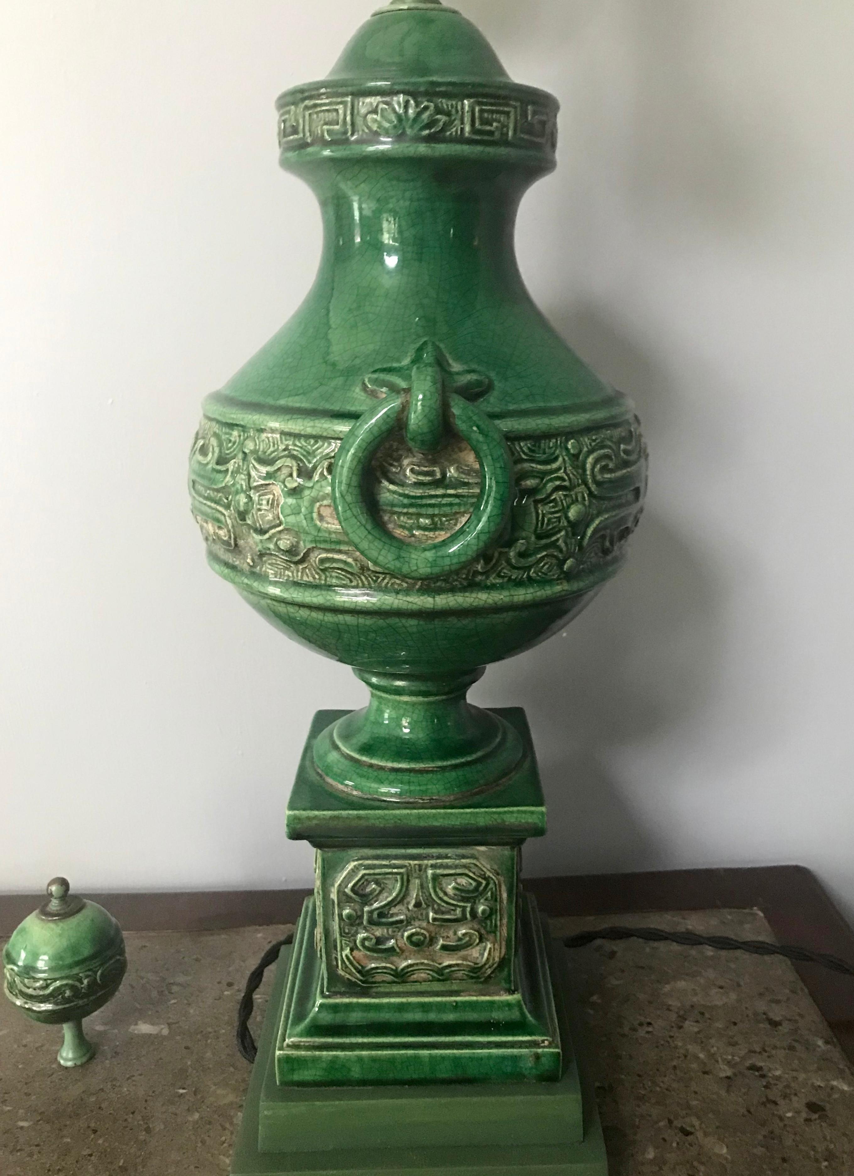 19th Century Qing Dynasty Green Urn Lamp For Sale