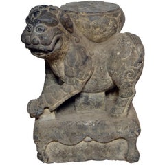 Dynastie Qing:: 19ème siècle:: Sculptée à la main:: Statue de Lion:: Chien Foo en pierre de Chine
