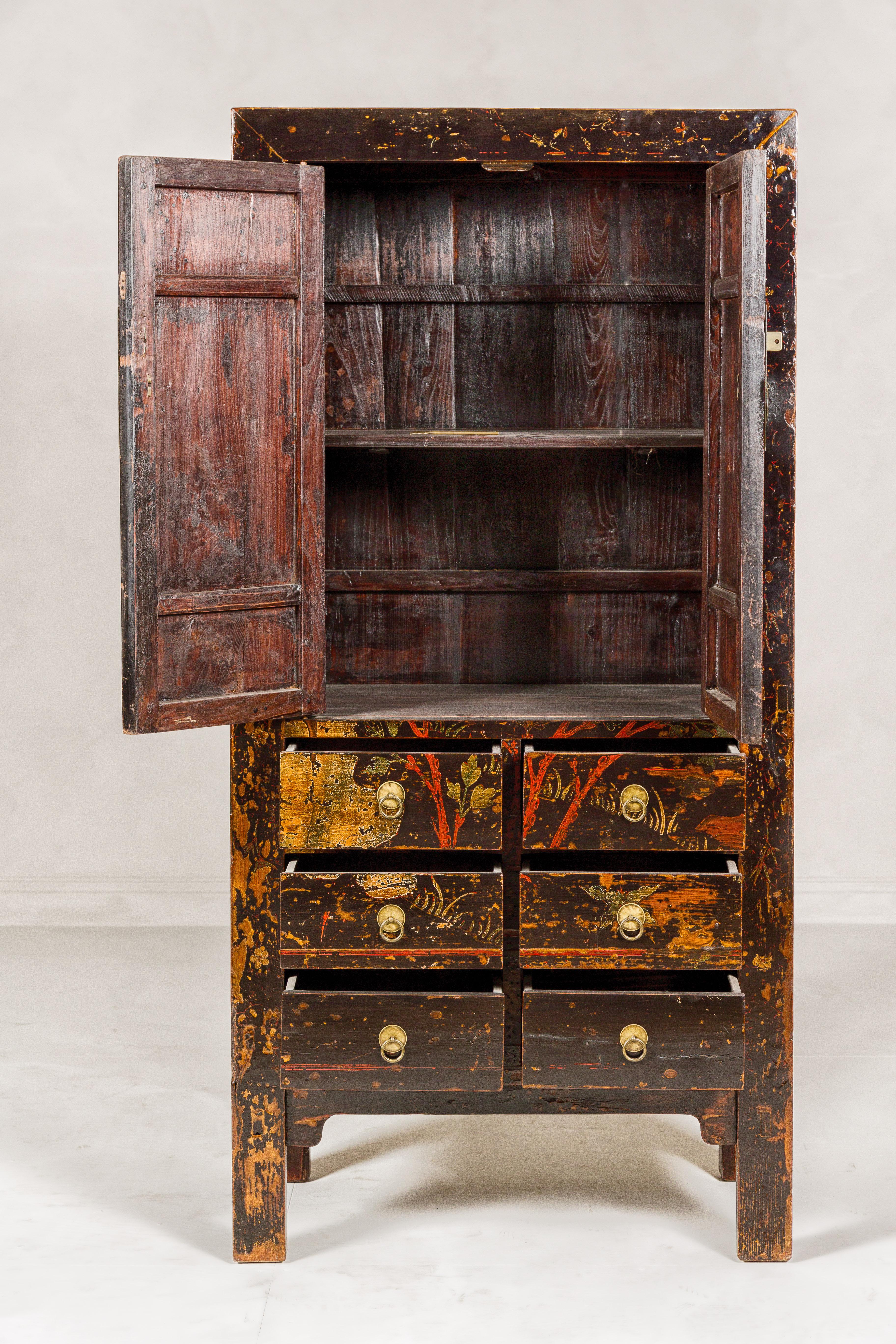 Qing Dynasty Hand-Painted Cabinet with Floral Décor, Doors and Drawers For Sale 3