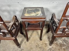 Hongmu-Sessel und -Tisch aus der Qing-Dynastie mit Marmoreinsätzen aus Traumstein