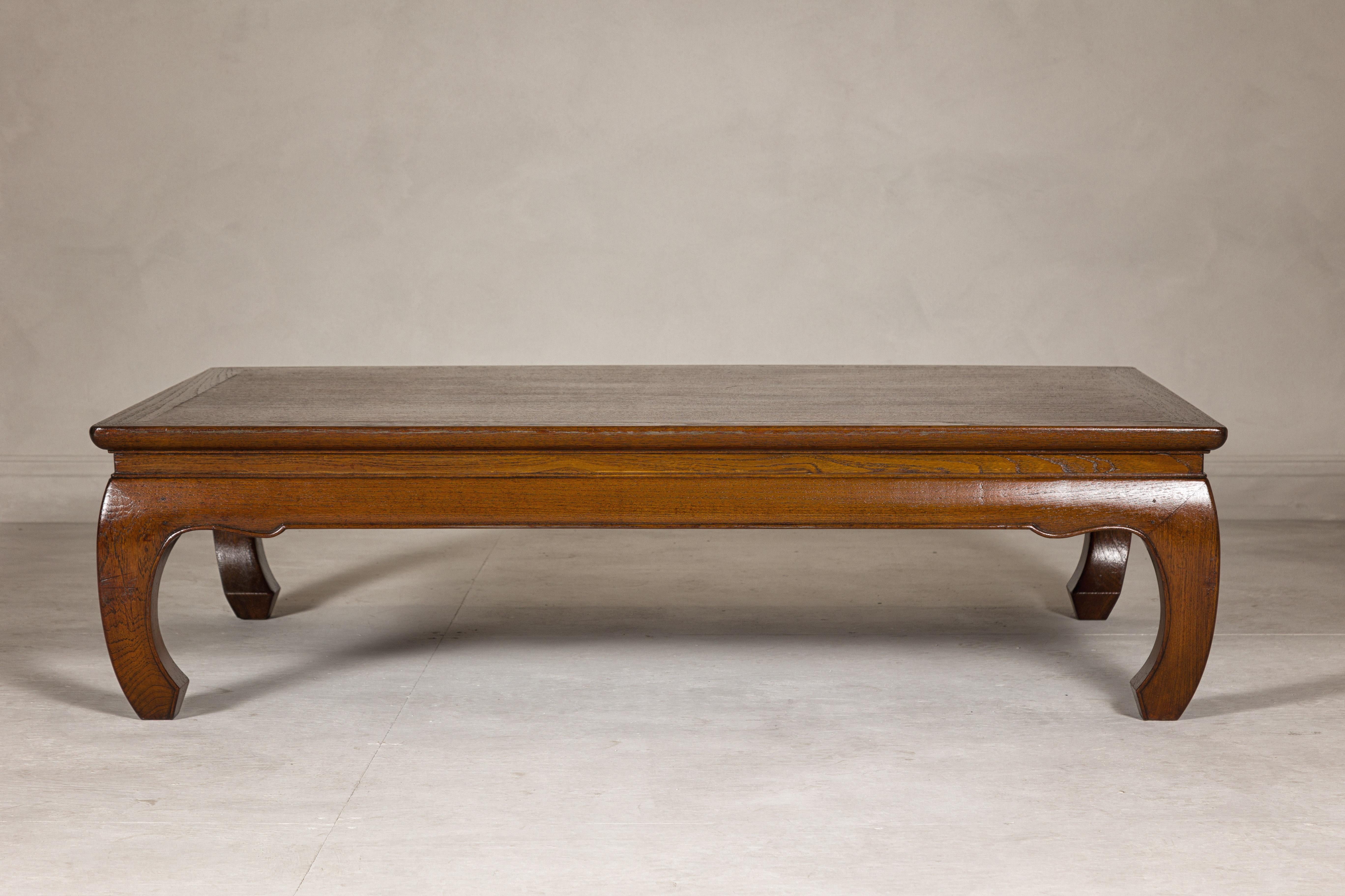 Qing Dynasty Long and Low Kang Coffee Table with Chow Legs and Carved Apron 10