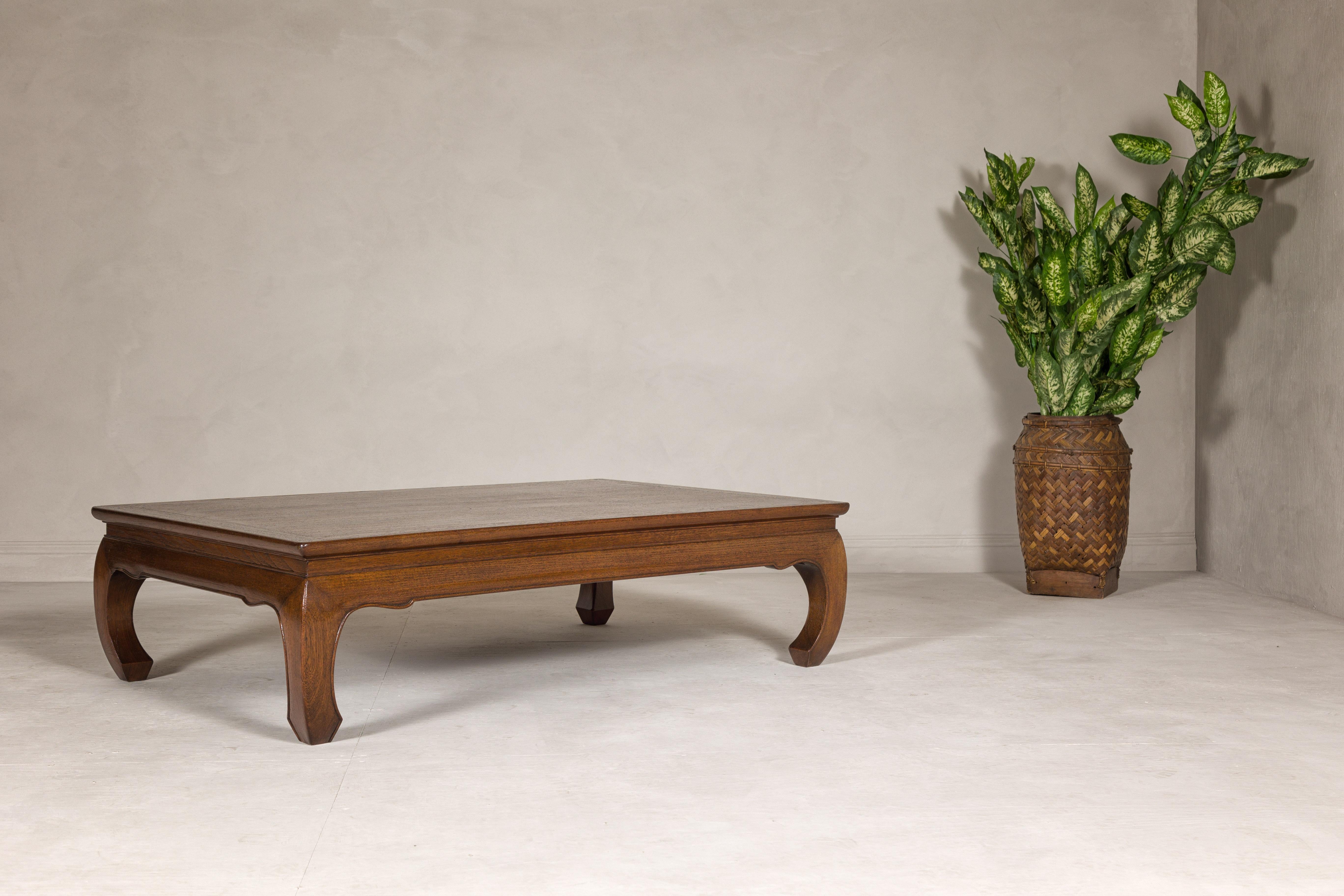Qing Dynasty Long and Low Kang Coffee Table with Chow Legs and Carved Apron 2