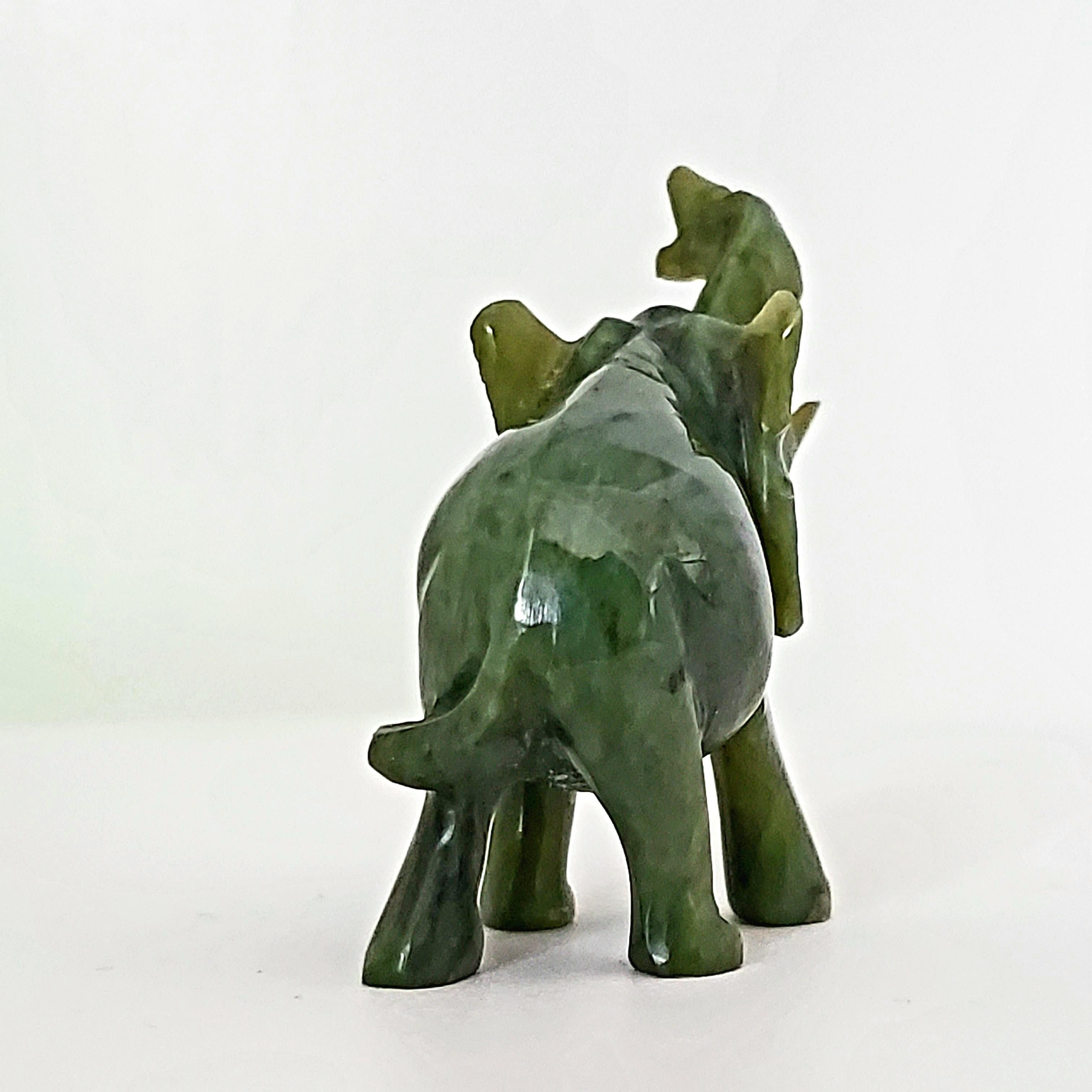 Natural Spinach Jade Animal Figurines from Qing Dynasty For Sale at 1stDibs