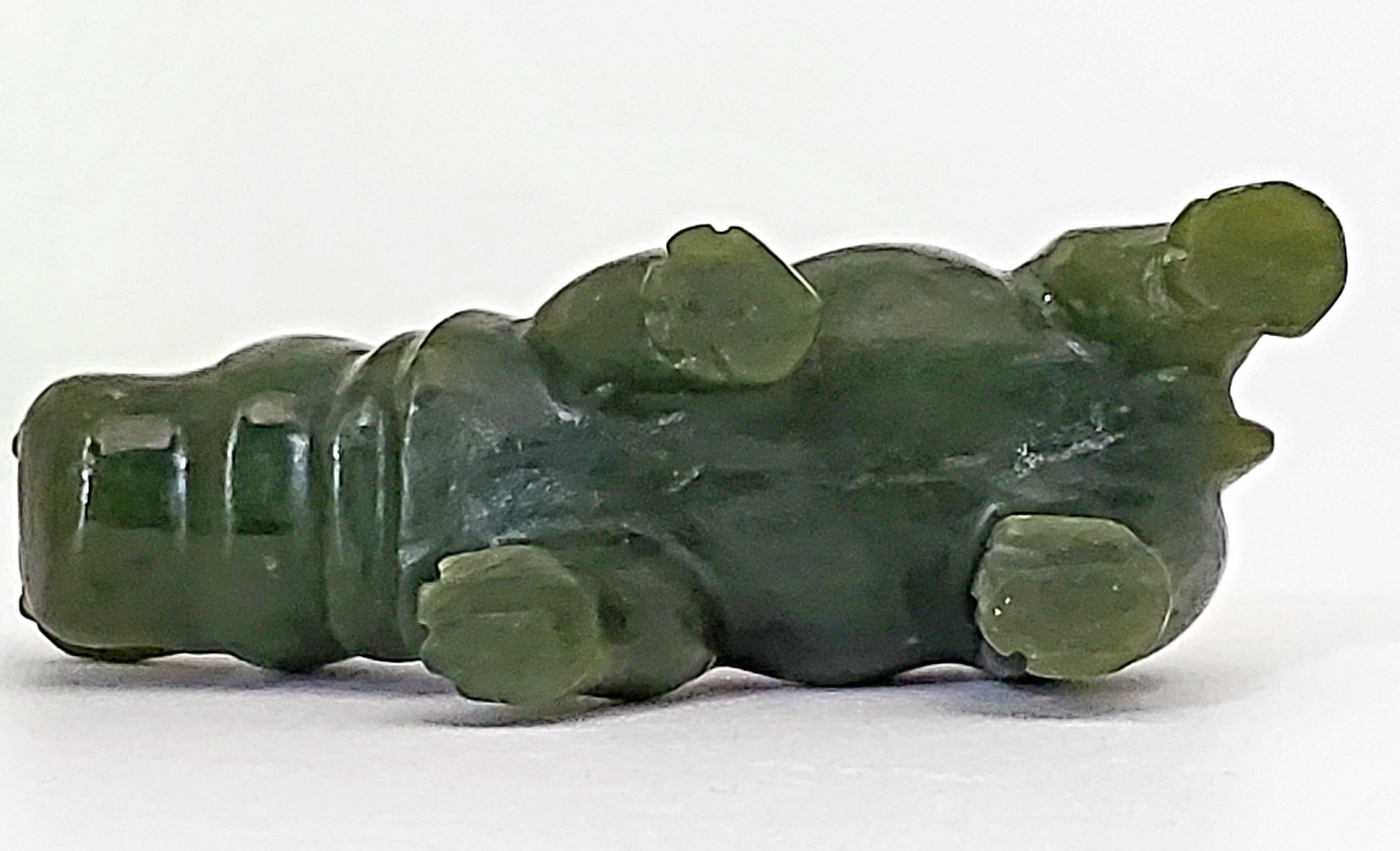 Natural Spinach Jade Animal Figurines from Qing Dynasty For Sale 4