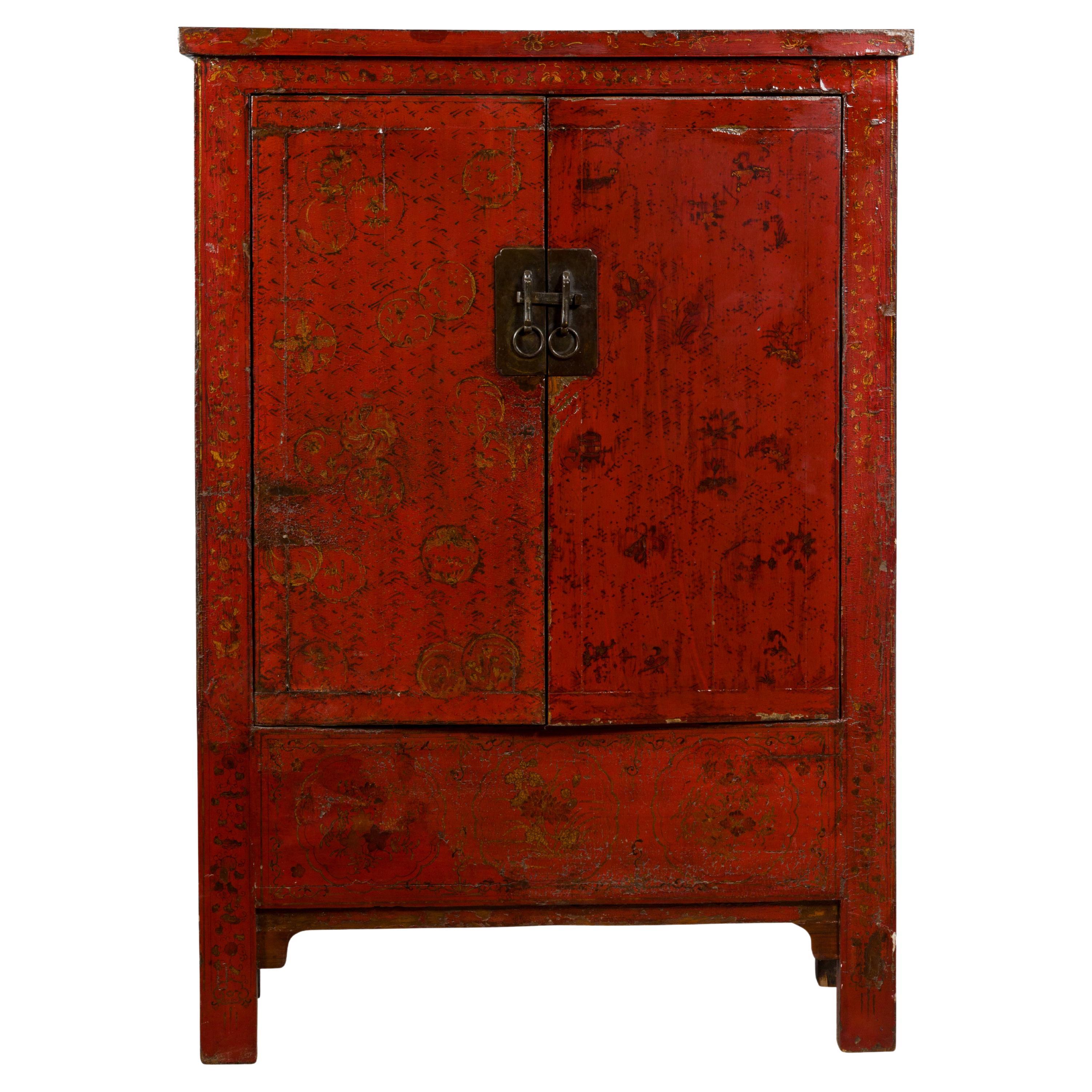 Qing Dynasty Period 19th Century Red Lacquer Shanxi Cabinet with Floral Décor For Sale