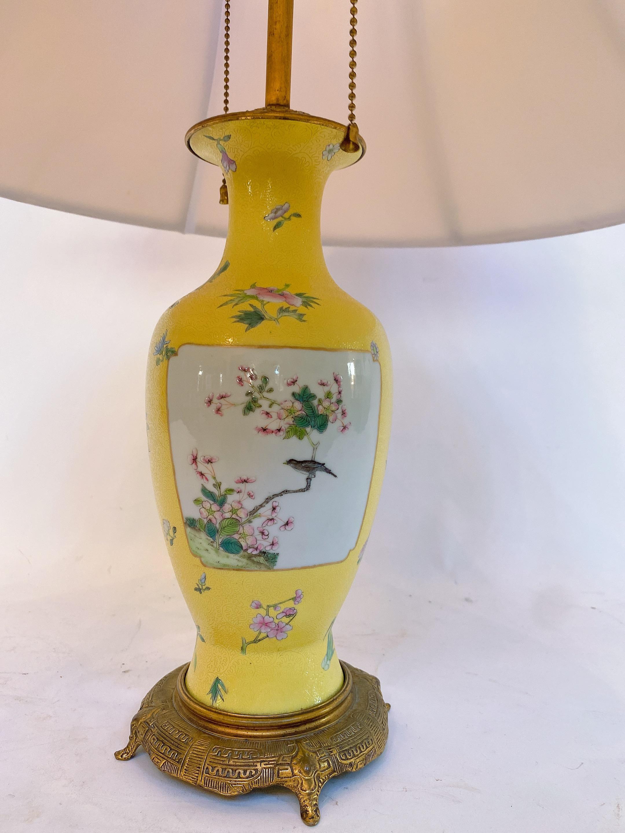 Qing Dynasty Rare Chinese Famille Rose Porcelain Vase Yellow Ground Enamel Panel For Sale 3