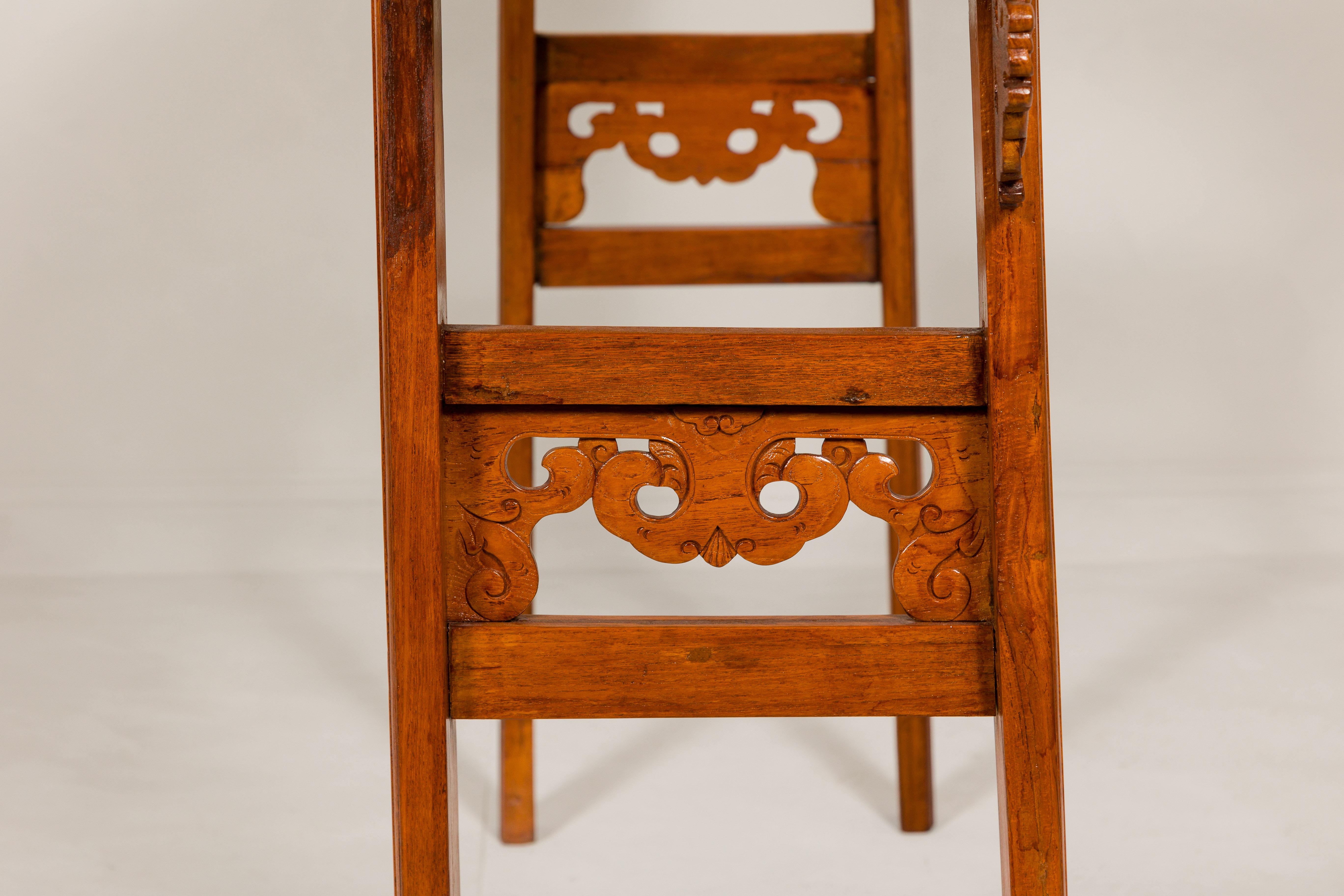 Qing Dynasty Tall Altar Console Table with Carved Scrolling Spandrels For Sale 7