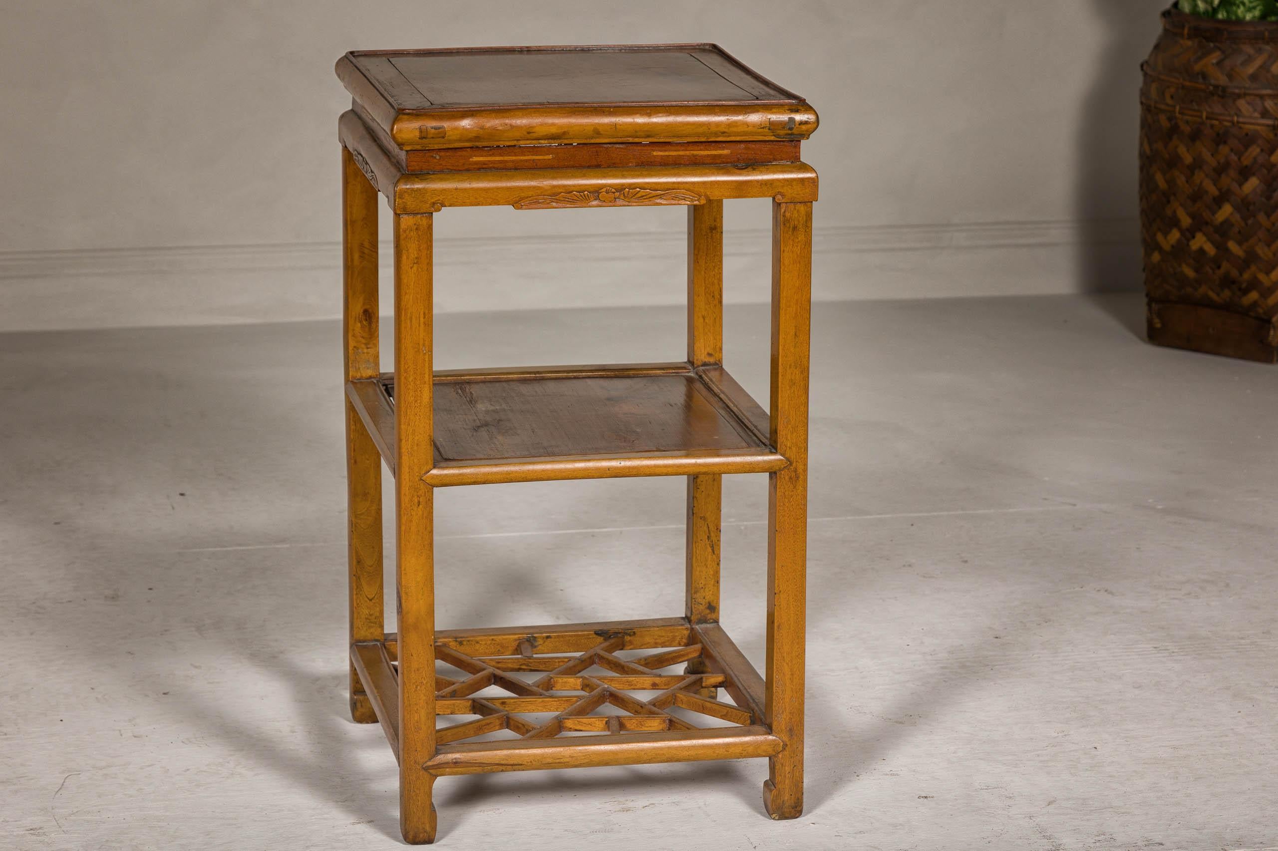 Qing Dynasty Three-Tier Accent Lamp Table with Geometric Shelf For Sale 8