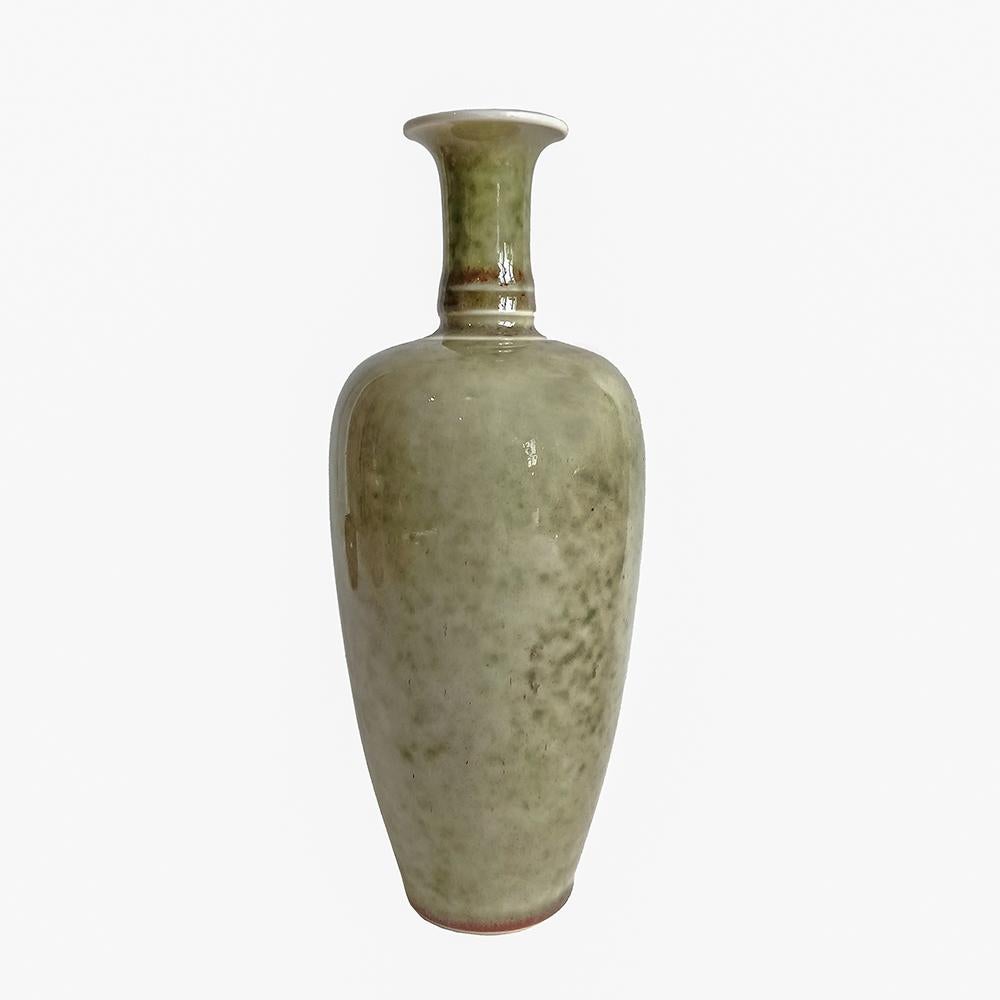 Qing Peach-Bloom Vases, Kangxi Style and Marks, Late 19th Century 11