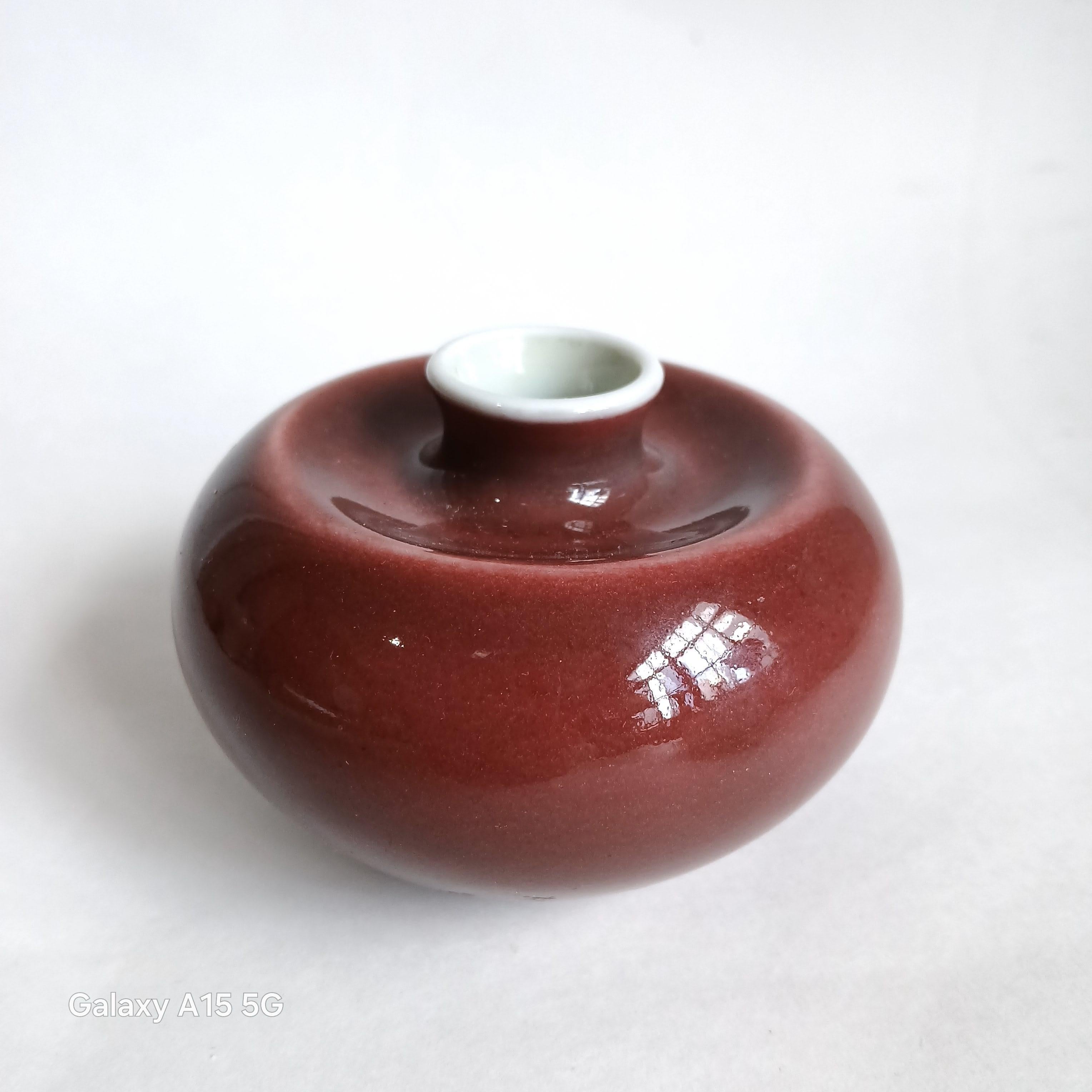 Qing Peach-Bloom Vases, Kangxi Style and Marks, Late 19th Century 1