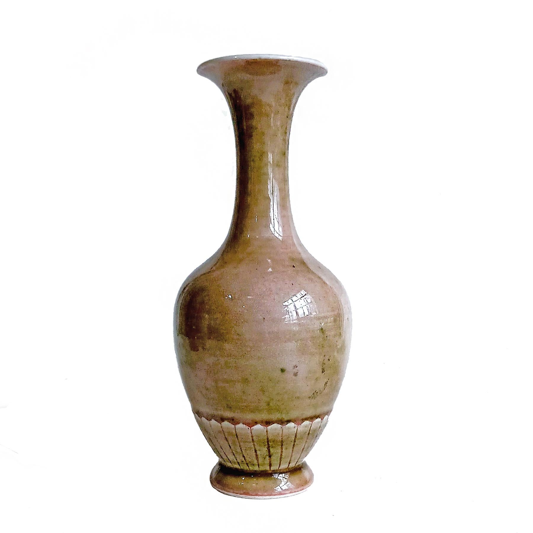 Qing Peach-Bloom Vases, Six-Character Kangxi Mark, Early 19th Century 11
