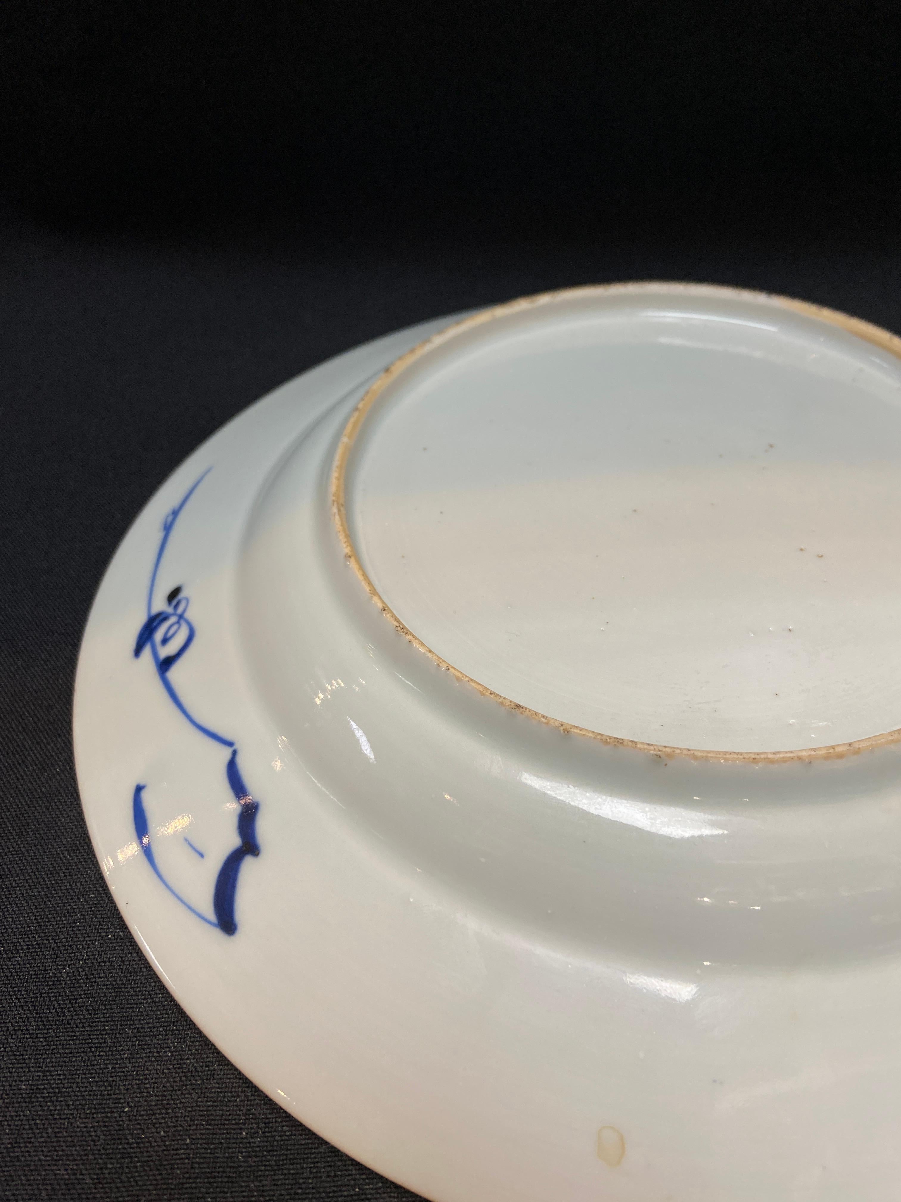 Qing， Qianlong Period blue and white “Flowers” dish For Sale 4