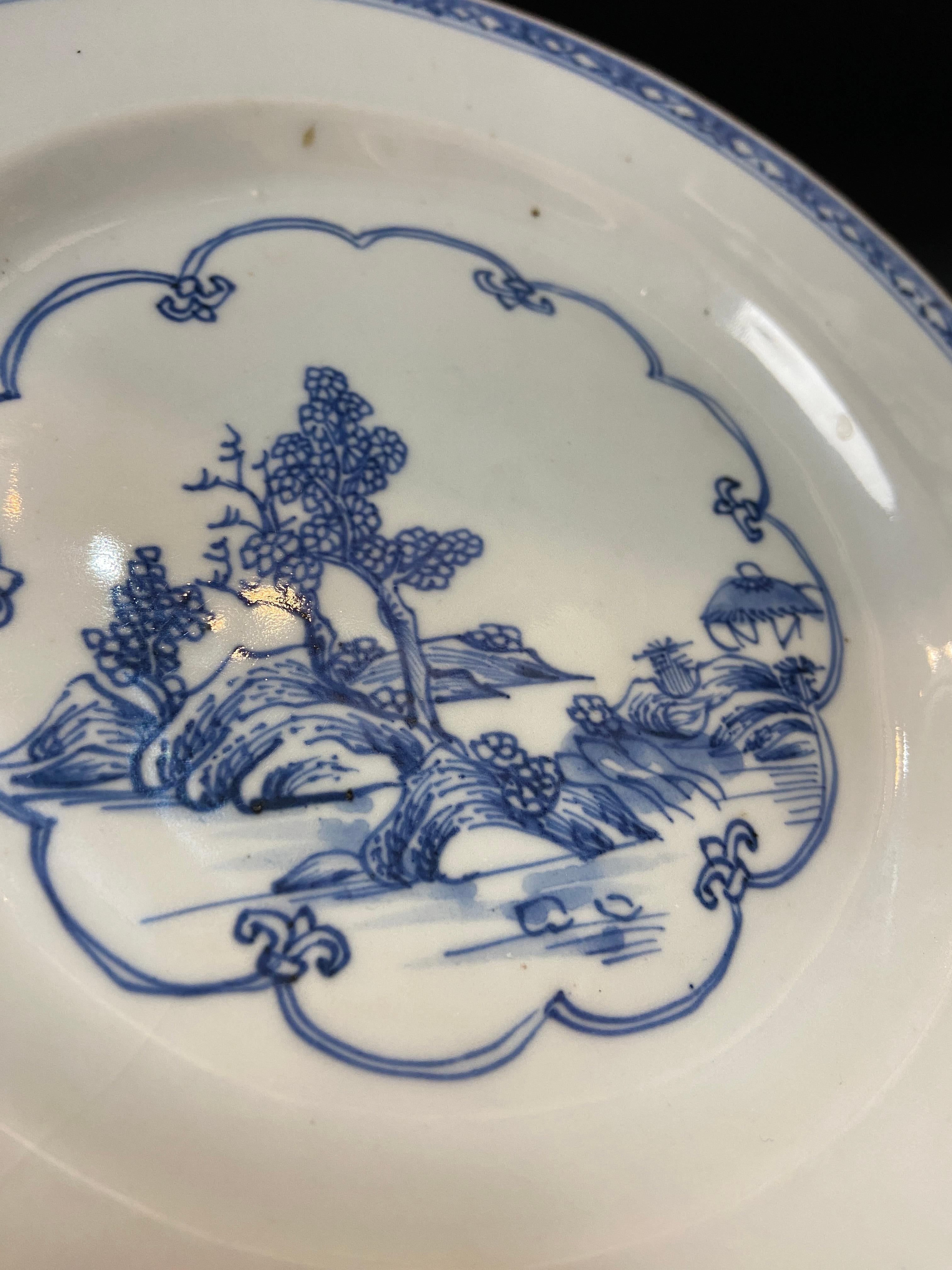 Qing. QianLong period blue and white “Landscape” dish In Fair Condition For Sale In San Gabriel, CA